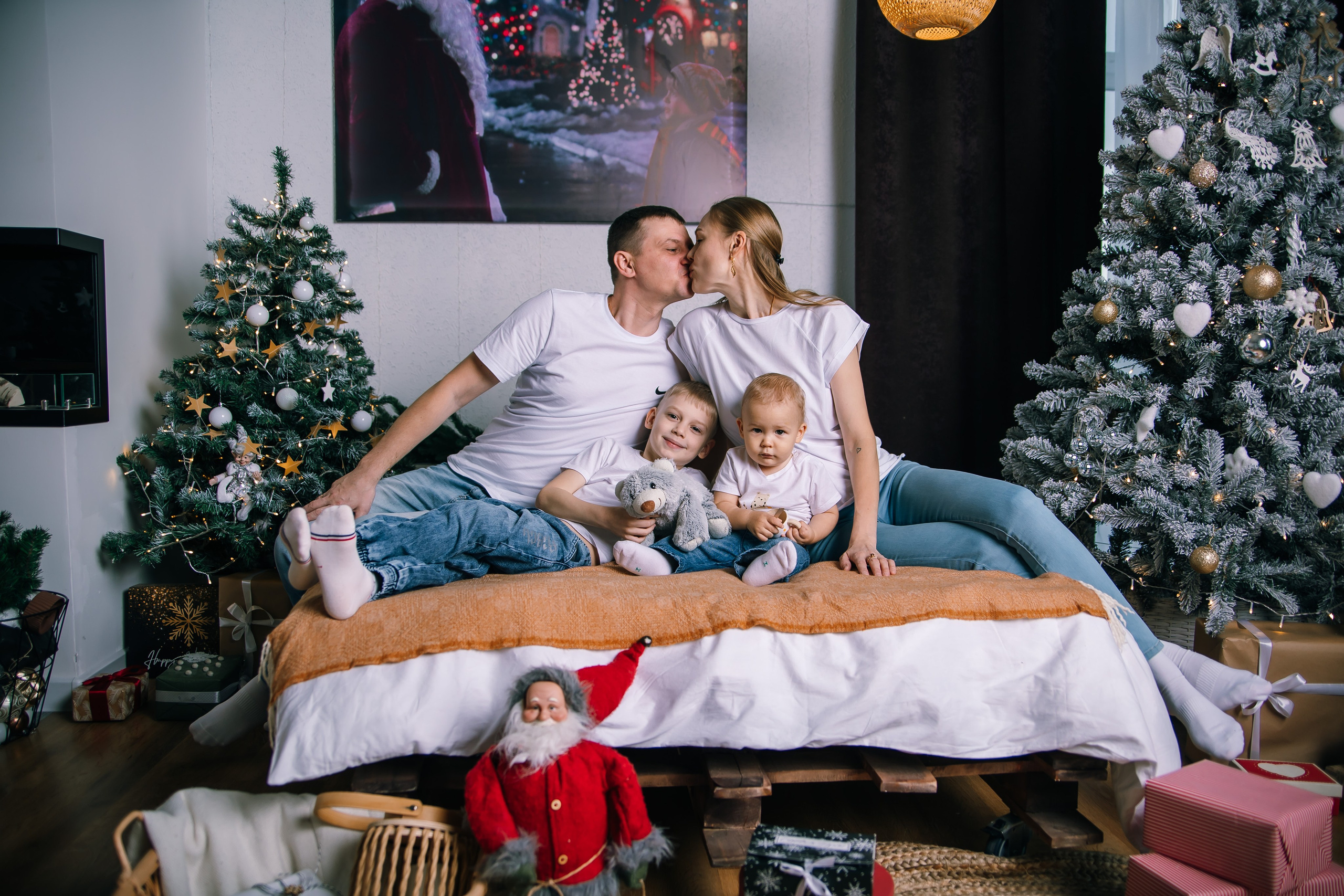 Новогодняя семейная фотосессия. Свадебный, семейный фотограф, контент съёмка. Екатеринбург. Елена Граф