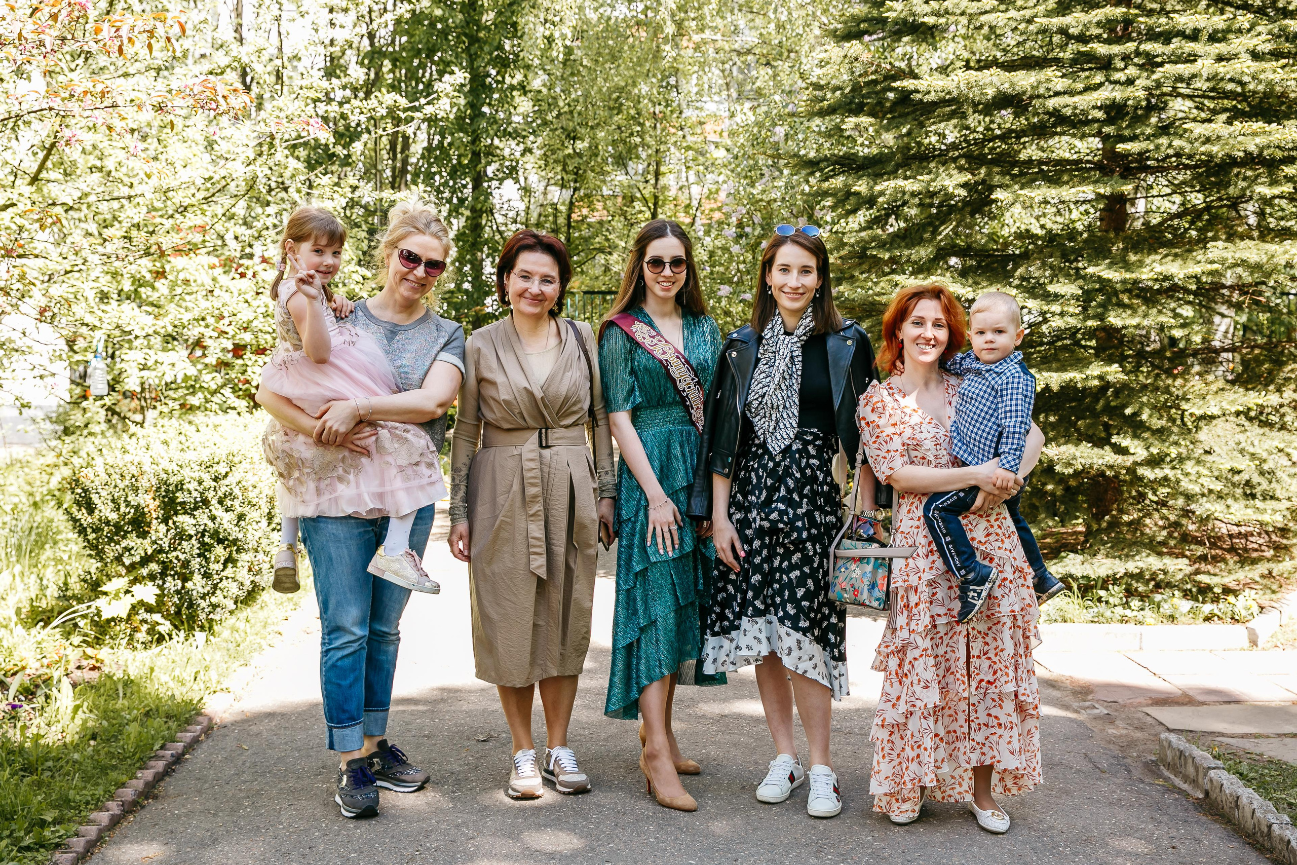 Последний звонок, школа «Промо М». Свадебный фотограф | Москва