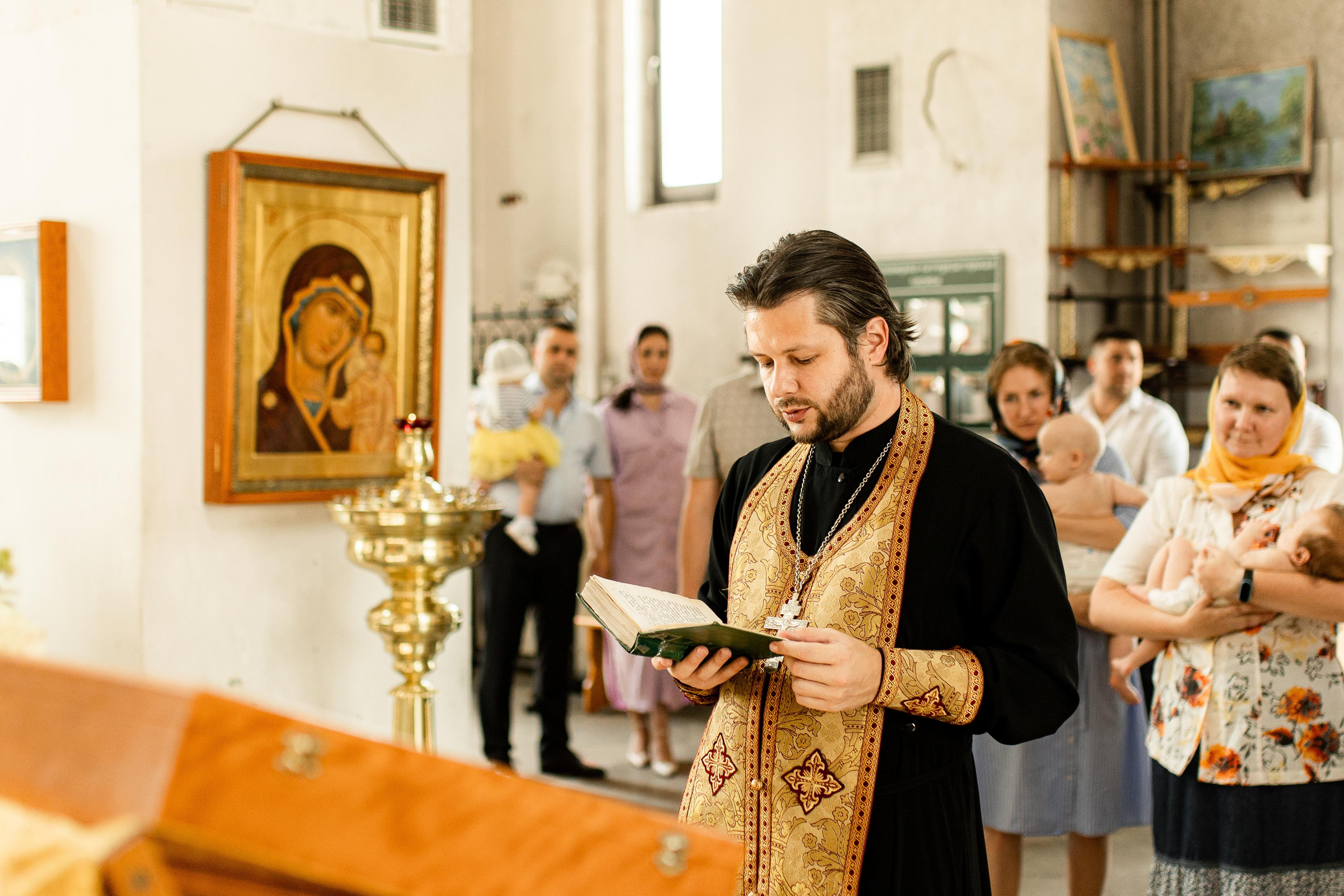 Юлия, церковь Святых Новомучеников. Свадебный фотограф | Москва