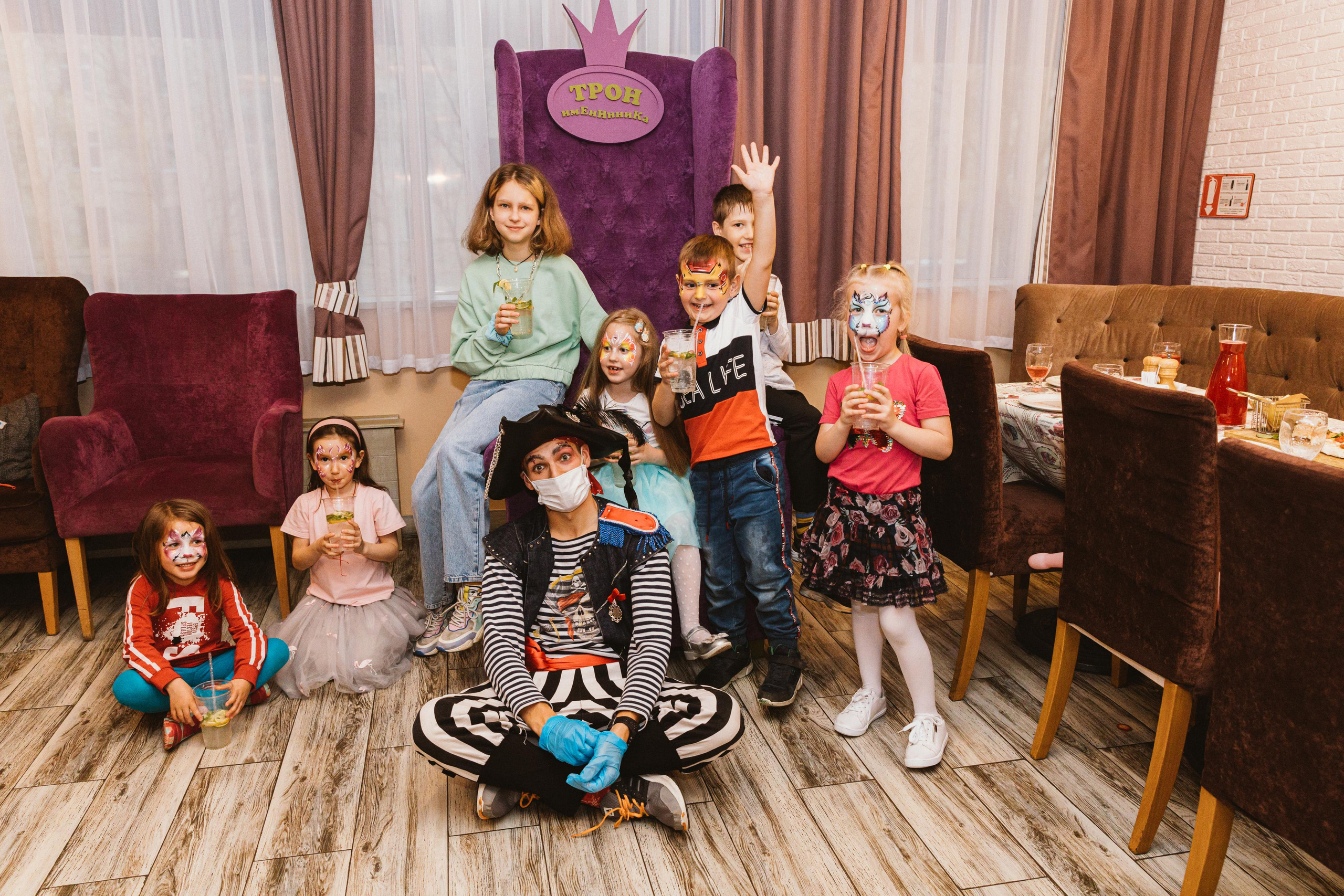 Лиза, 5 лет, кафе Андерсон. Свадебный фотограф | Москва