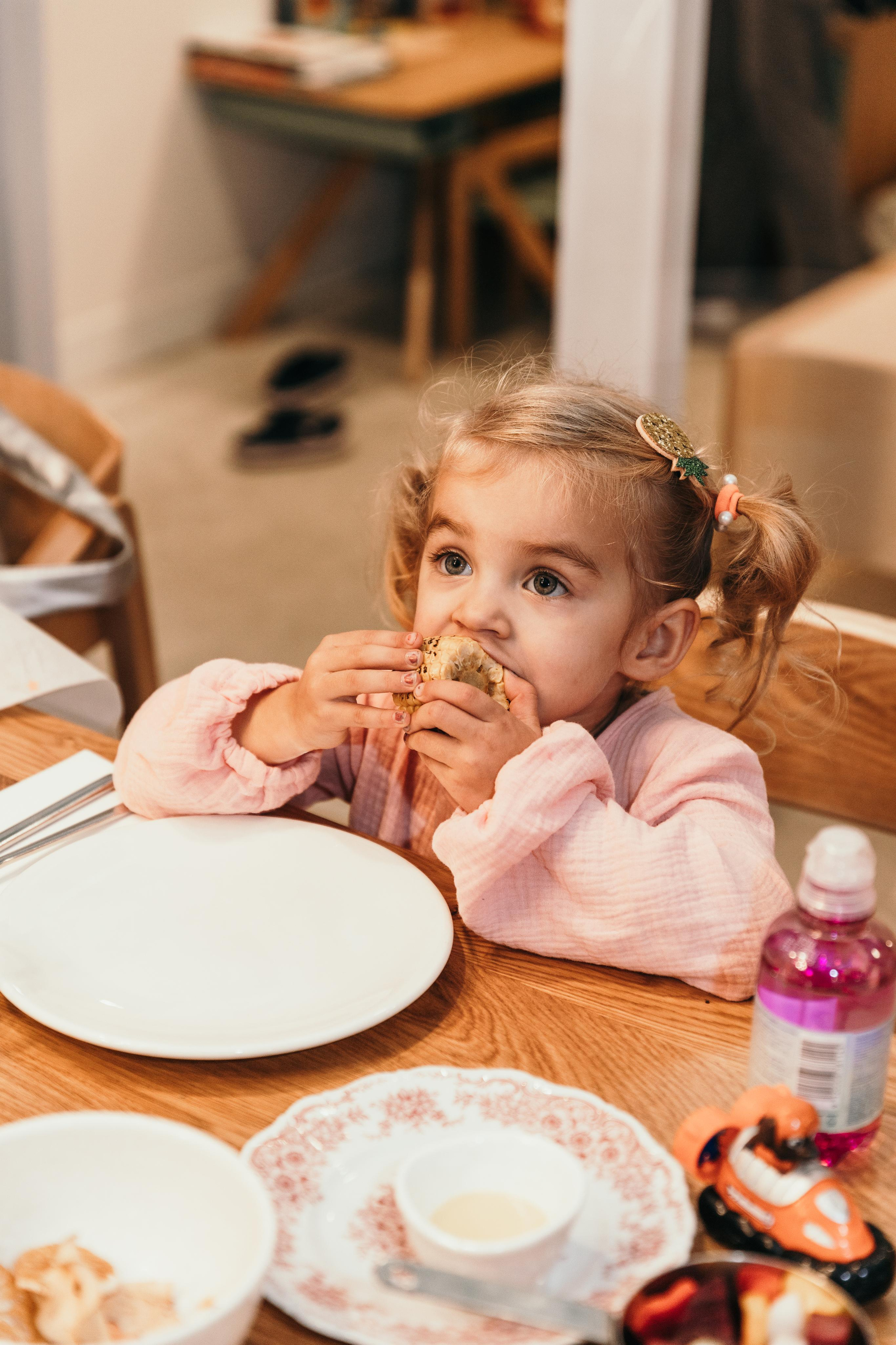 Анечка, Little Kids Play Cafe. Свадебный фотограф | Москва