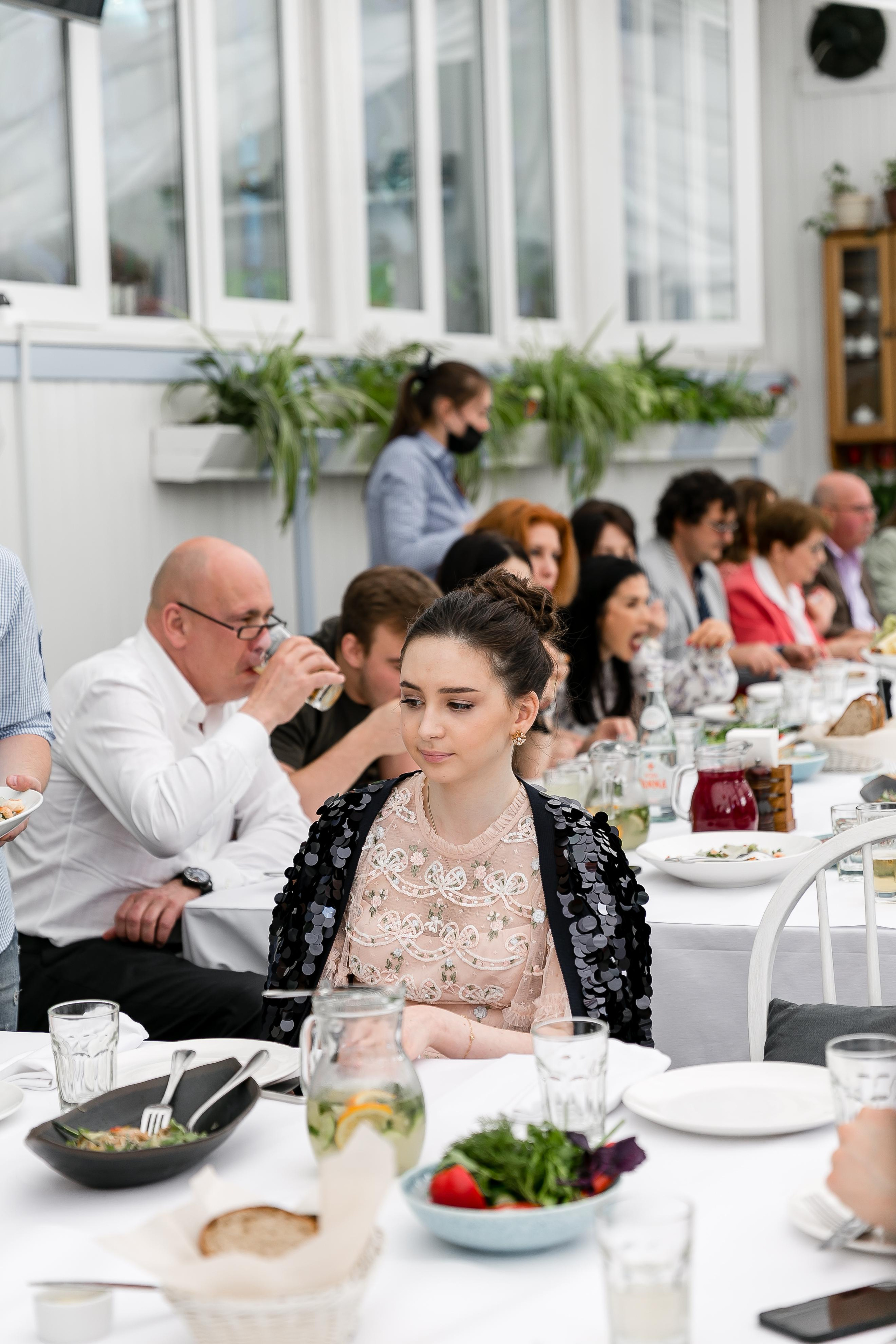 Выпускной, школа «Мир знаний». Свадебный фотограф | Москва