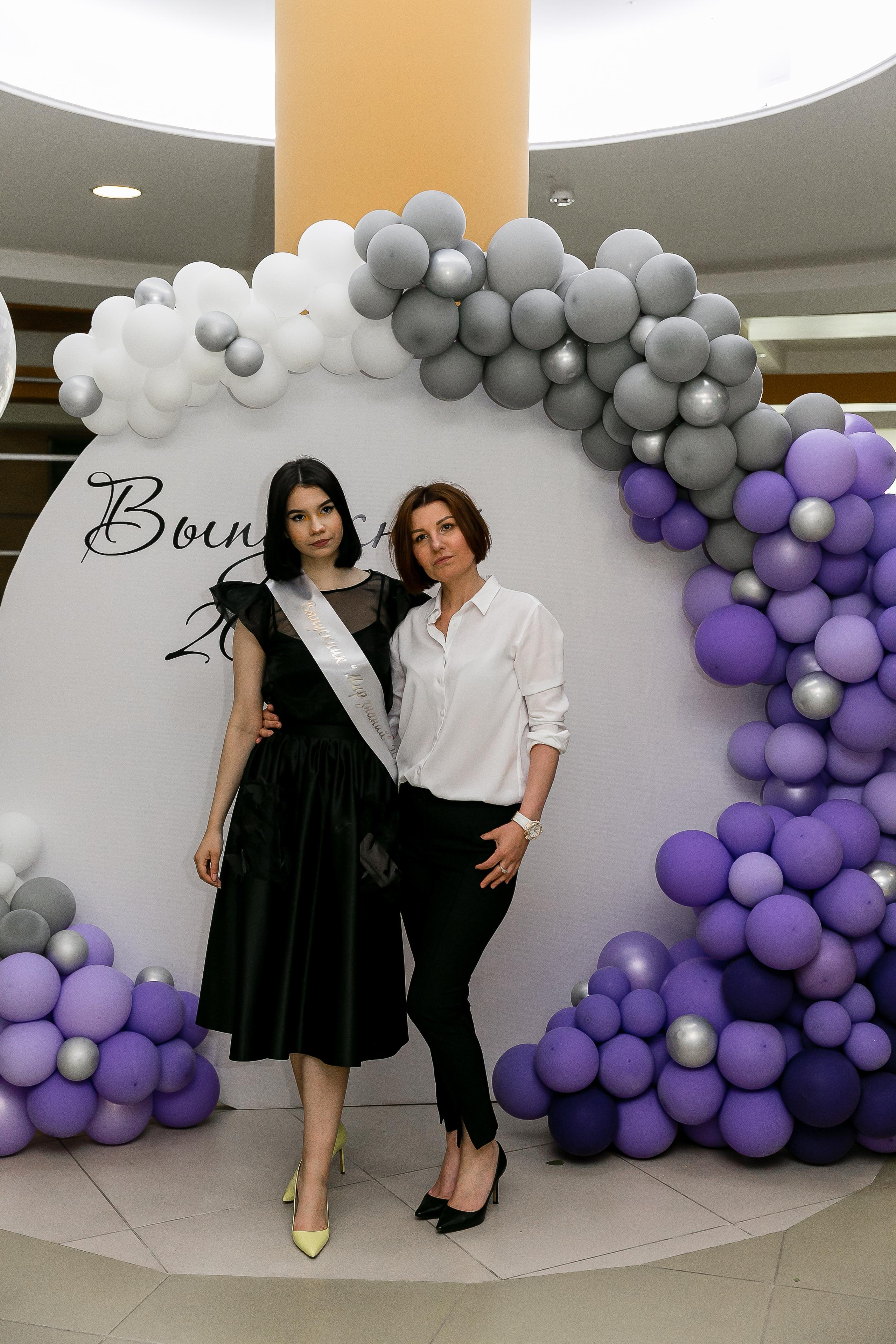 Выпускной, школа «Мир знаний». Свадебный фотограф | Москва