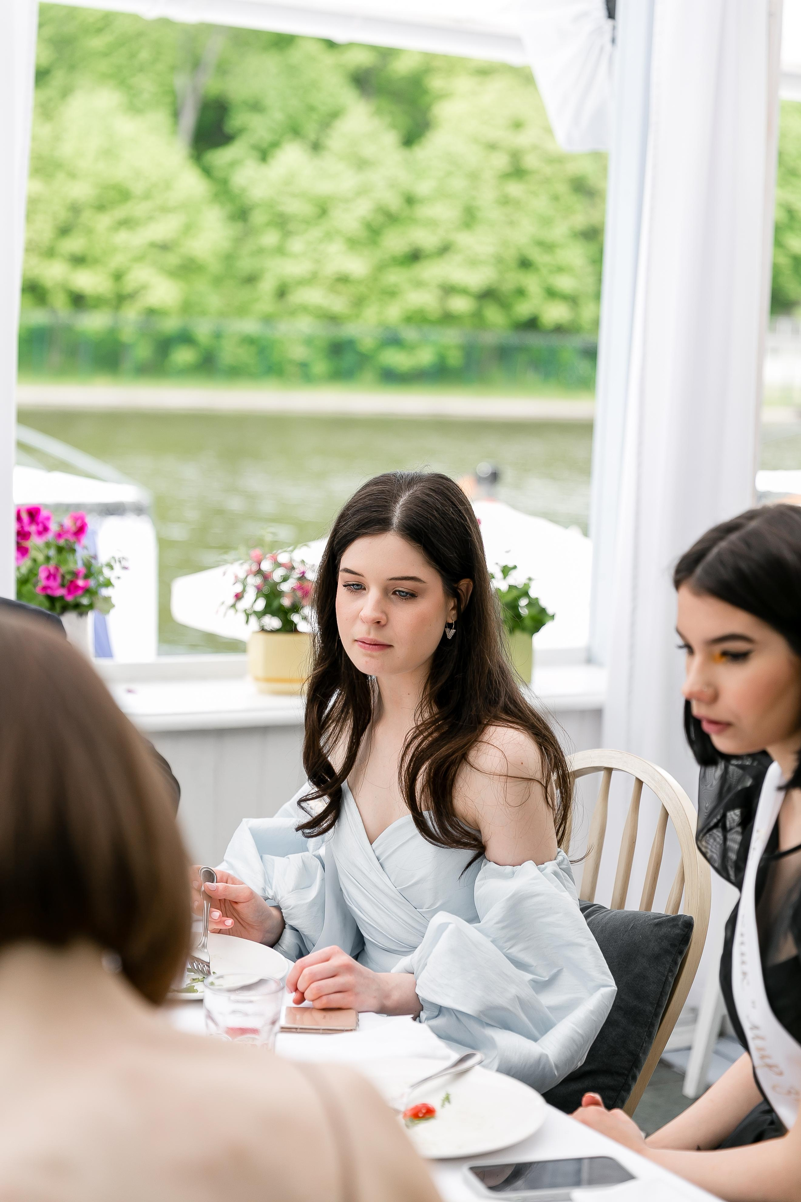 Выпускной, школа «Мир знаний». Свадебный фотограф | Москва