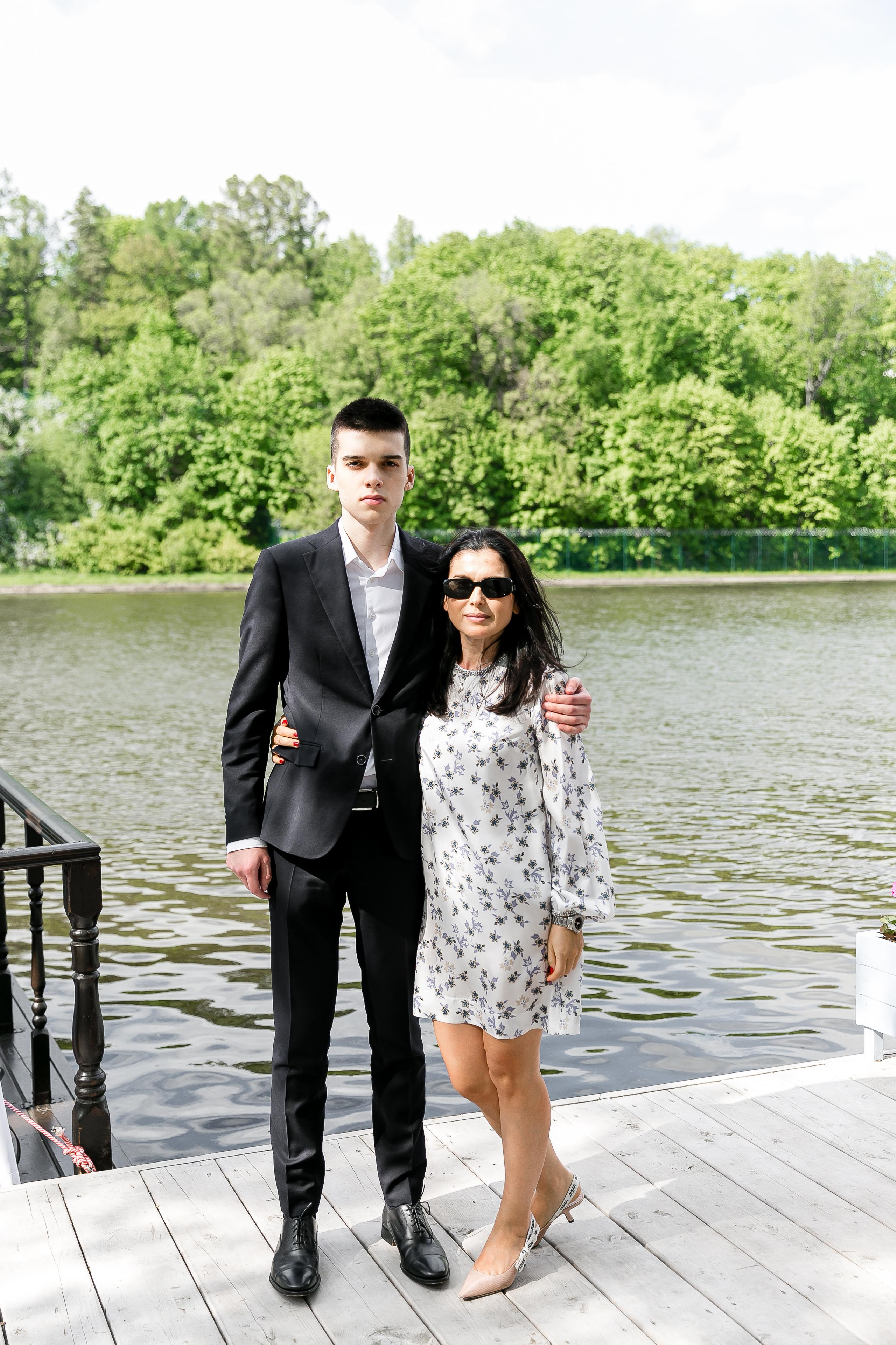 Выпускной, школа «Мир знаний». Свадебный фотограф | Москва