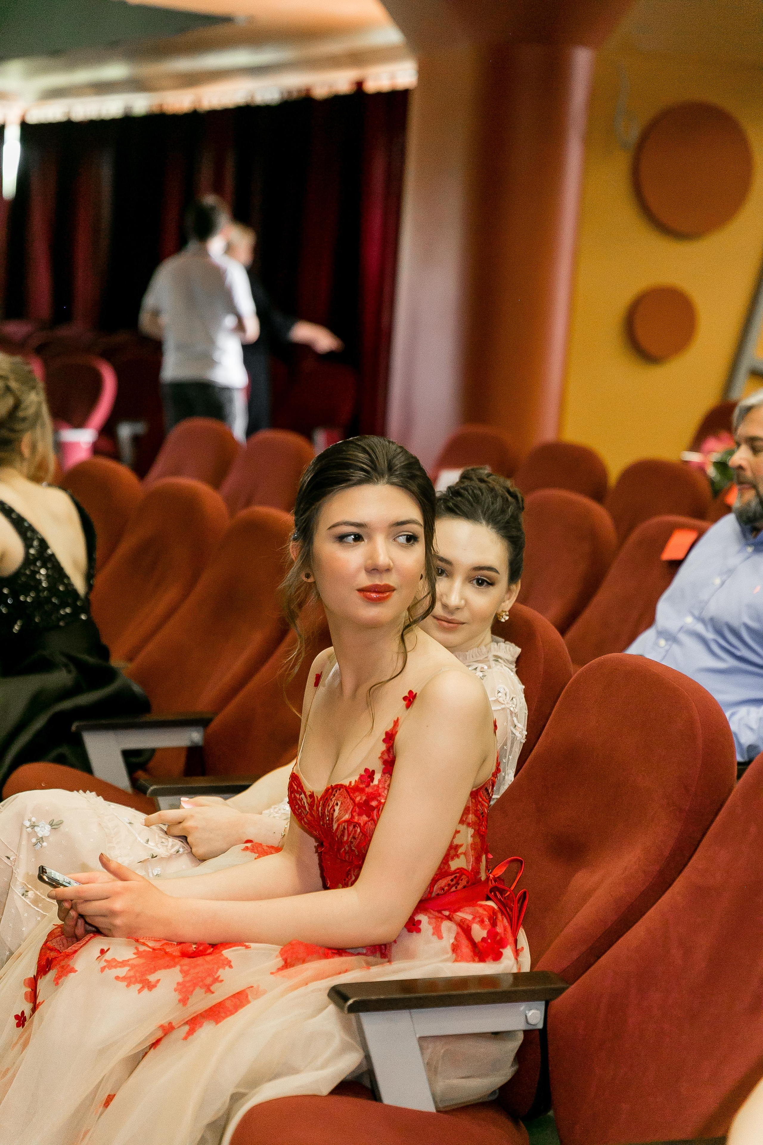 Выпускной, школа «Мир знаний». Свадебный фотограф | Москва