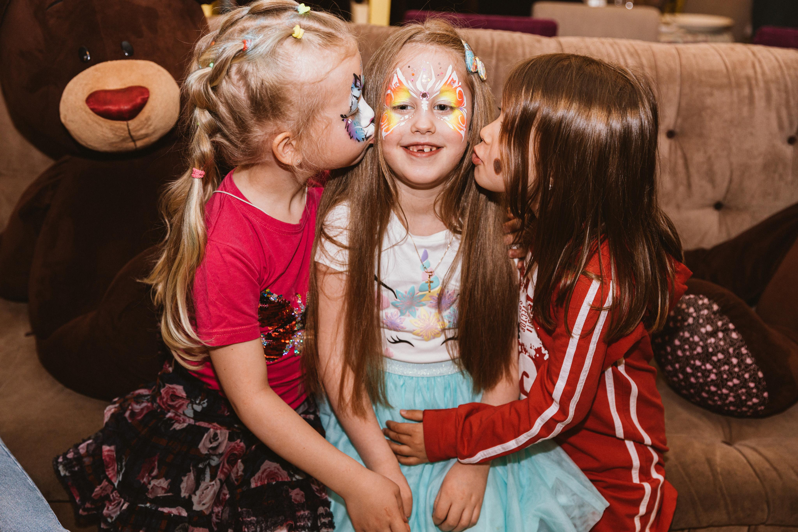 Лиза, 5 лет, кафе Андерсон. Свадебный фотограф | Москва
