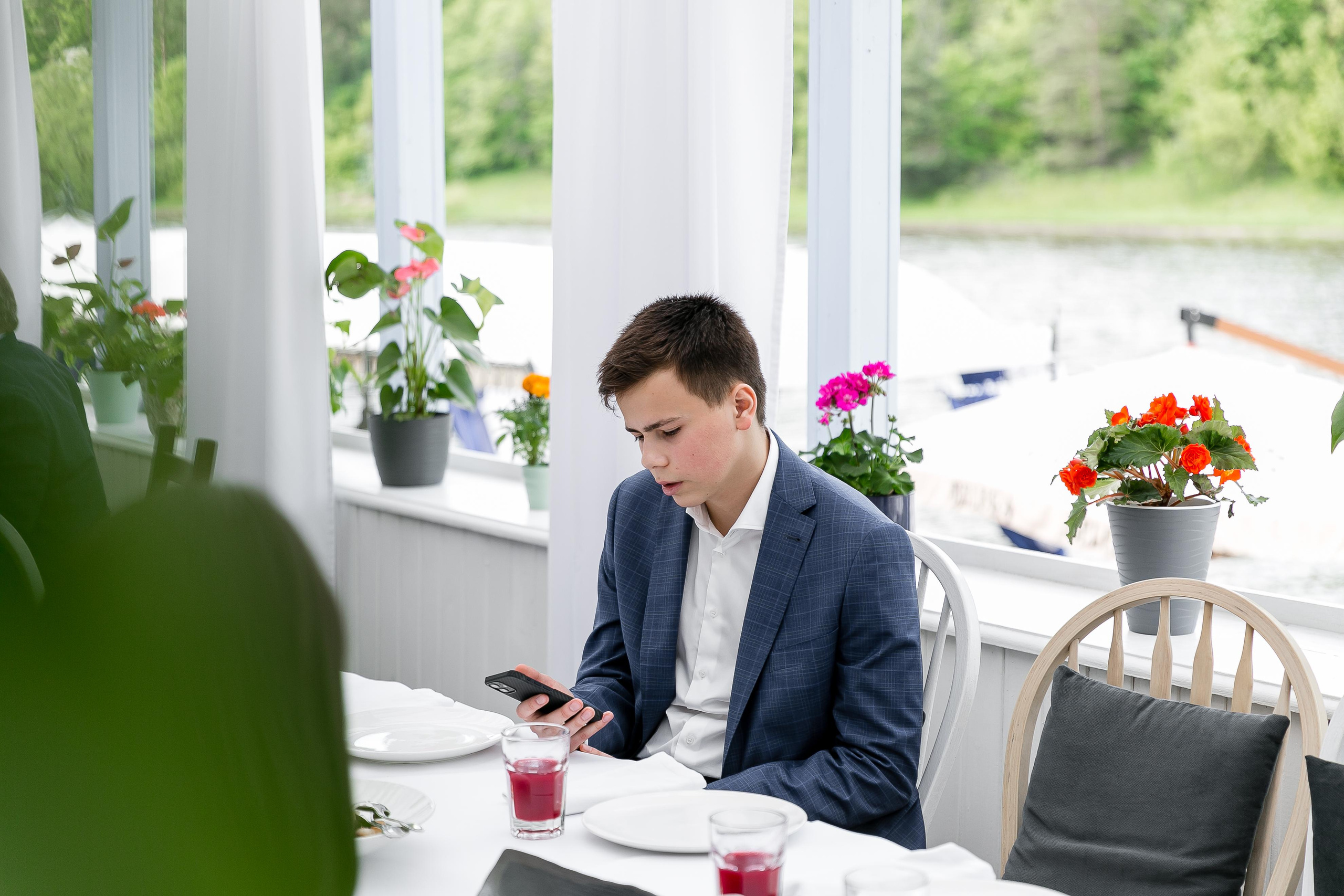 Выпускной, школа «Мир знаний». Свадебный фотограф | Москва