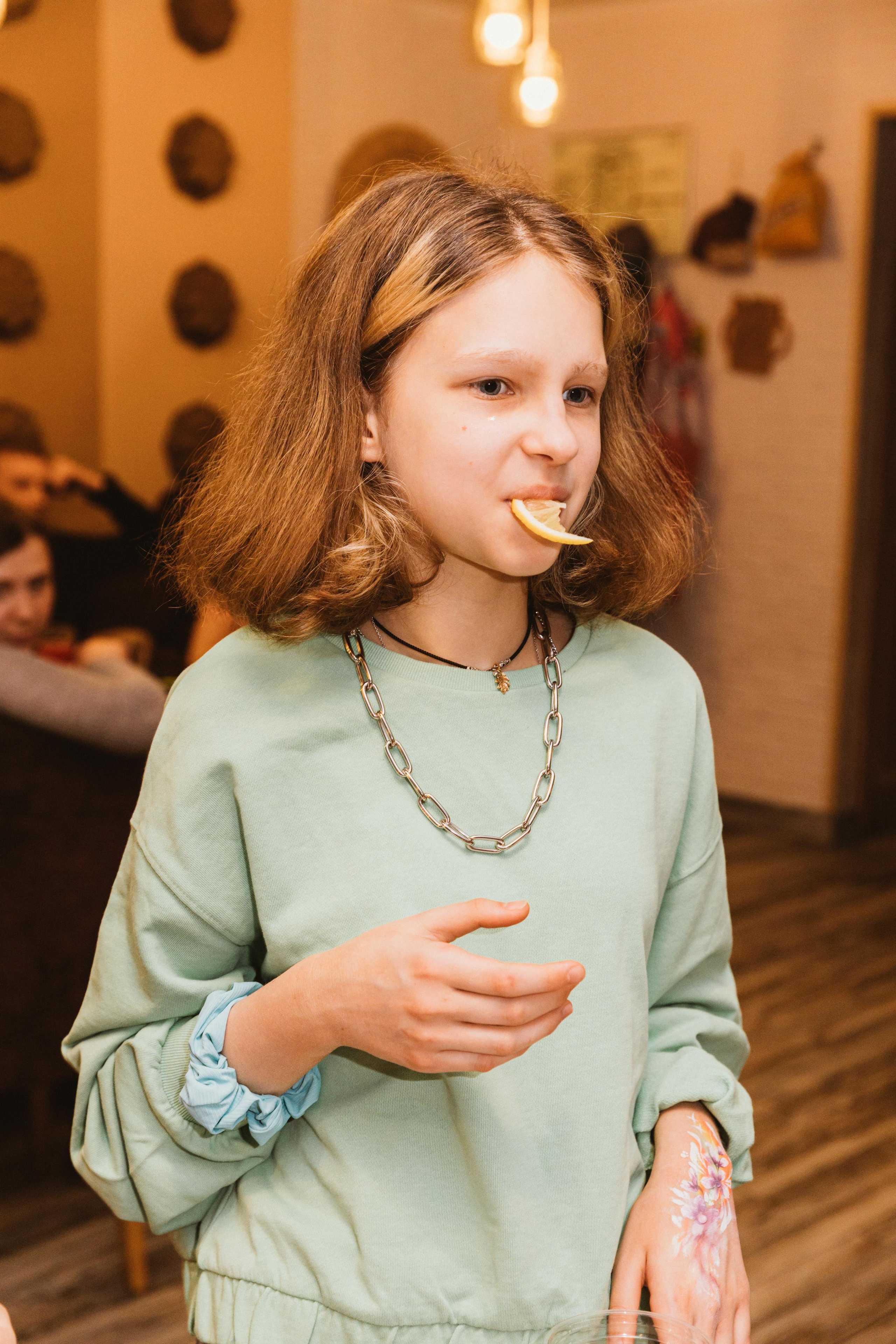 Лиза, 5 лет, кафе Андерсон. Свадебный фотограф | Москва