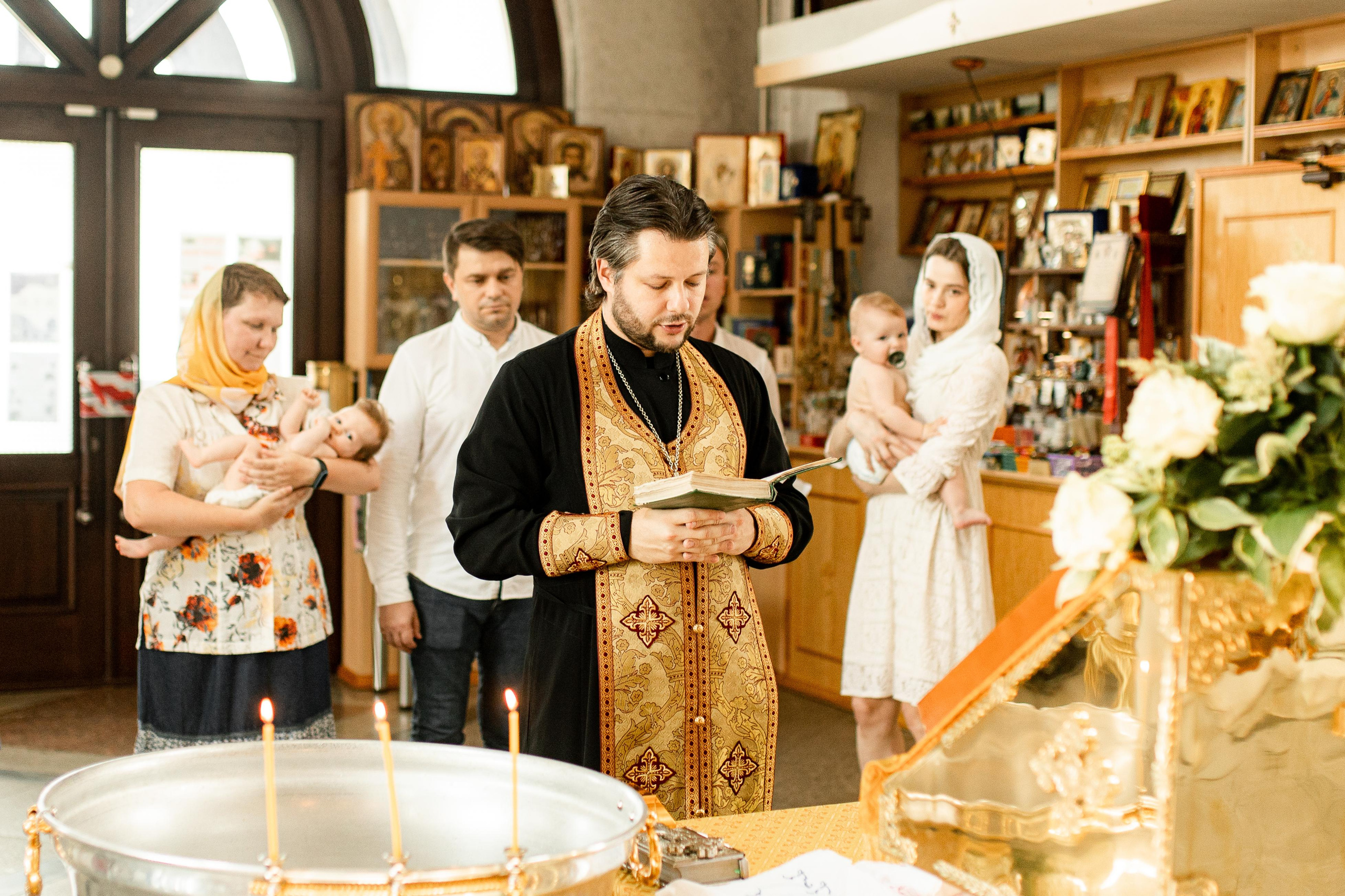 Юлия, церковь Святых Новомучеников. Свадебный фотограф | Москва