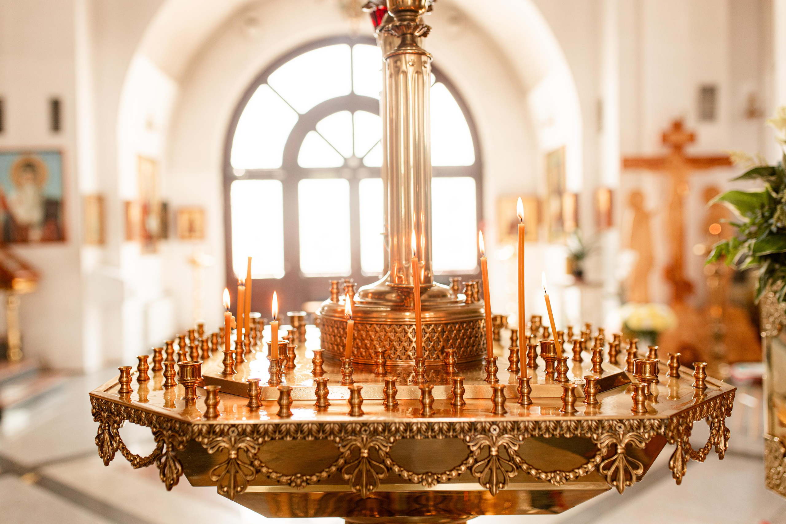 Юлия, церковь Святых Новомучеников. Свадебный фотограф | Москва