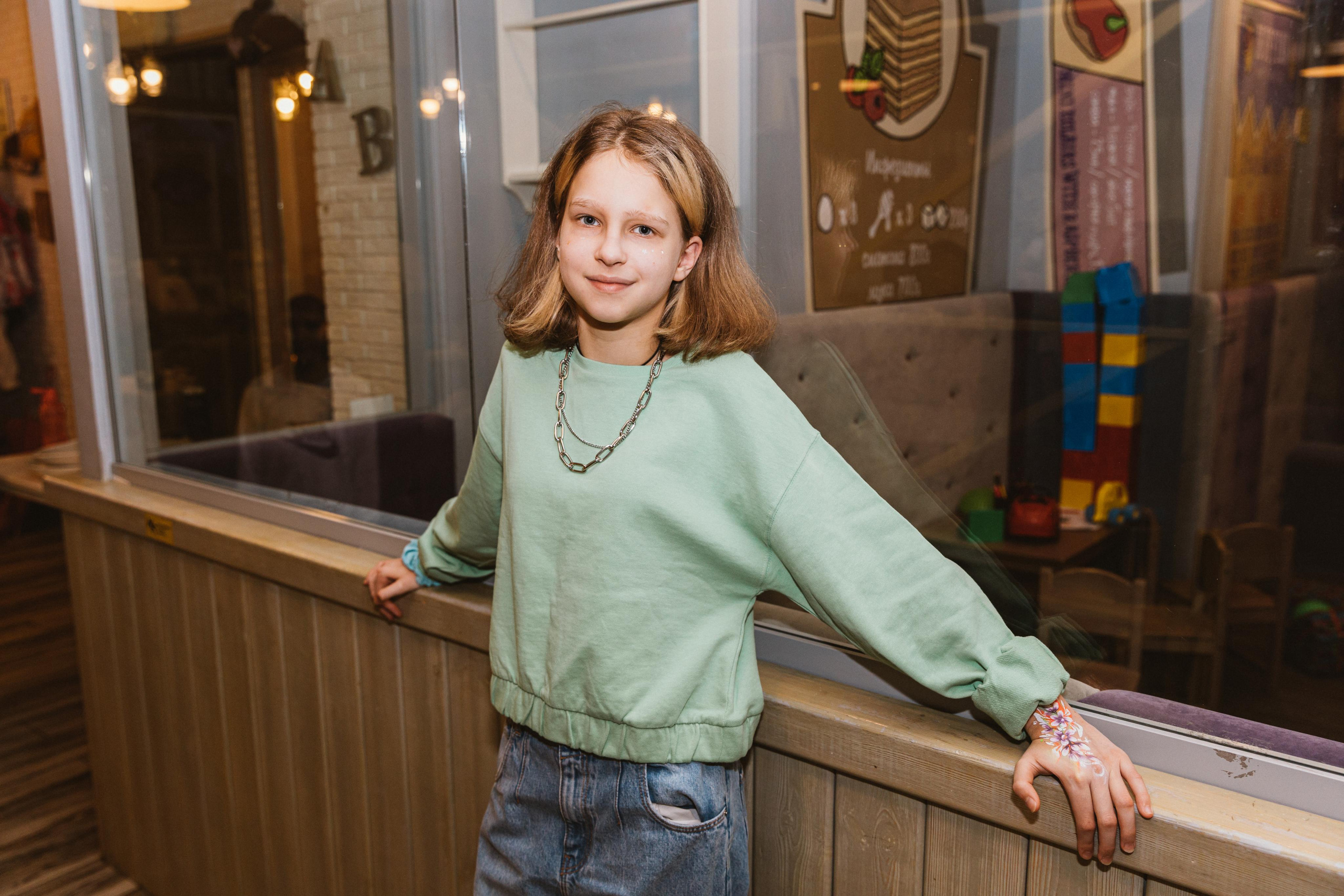 Лиза, 5 лет, кафе Андерсон. Свадебный фотограф | Москва