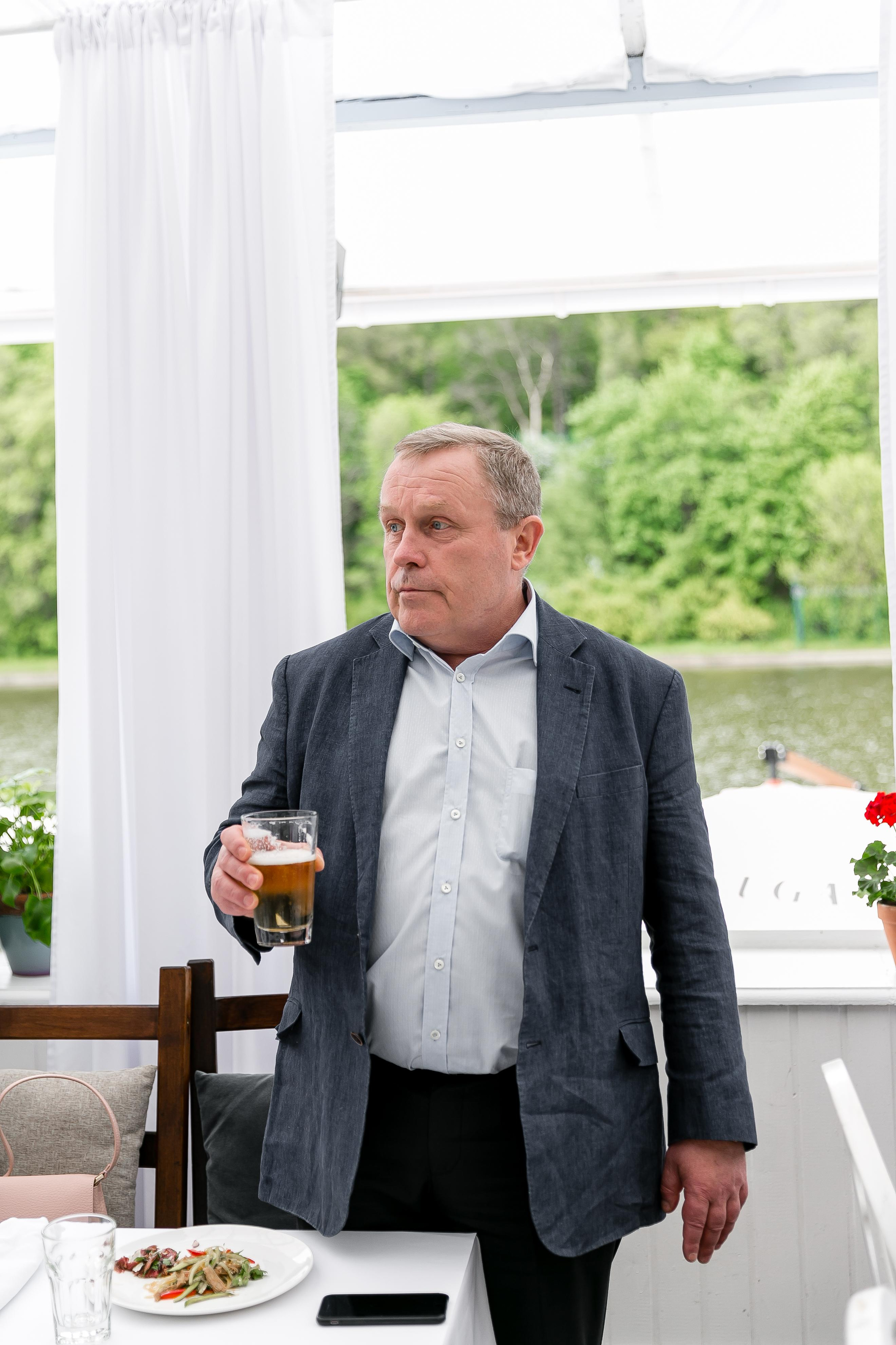 Выпускной, школа «Мир знаний». Свадебный фотограф | Москва