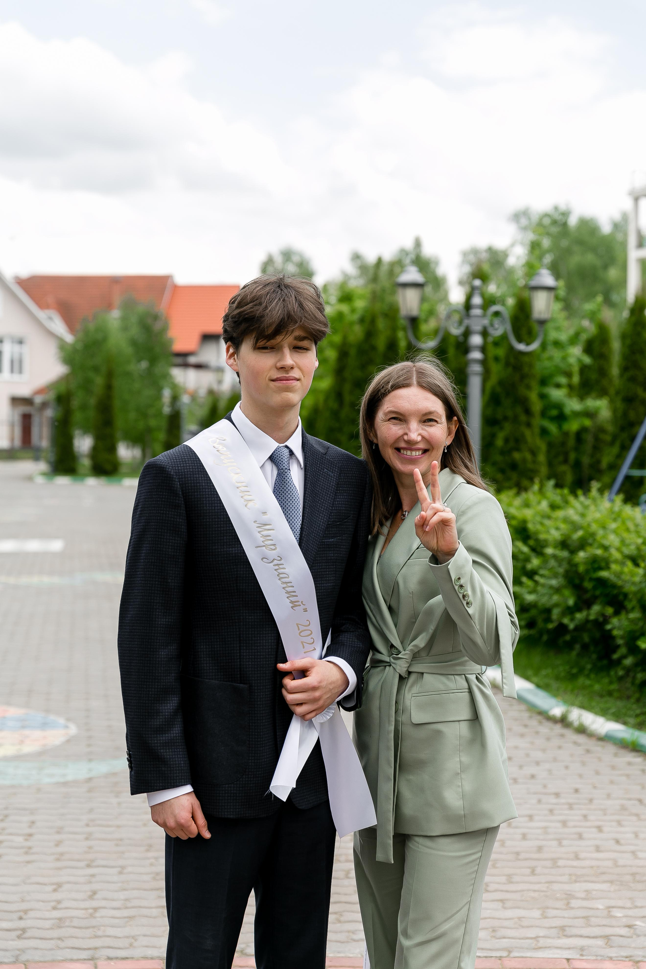 Выпускной, школа «Мир знаний». Свадебный фотограф | Москва