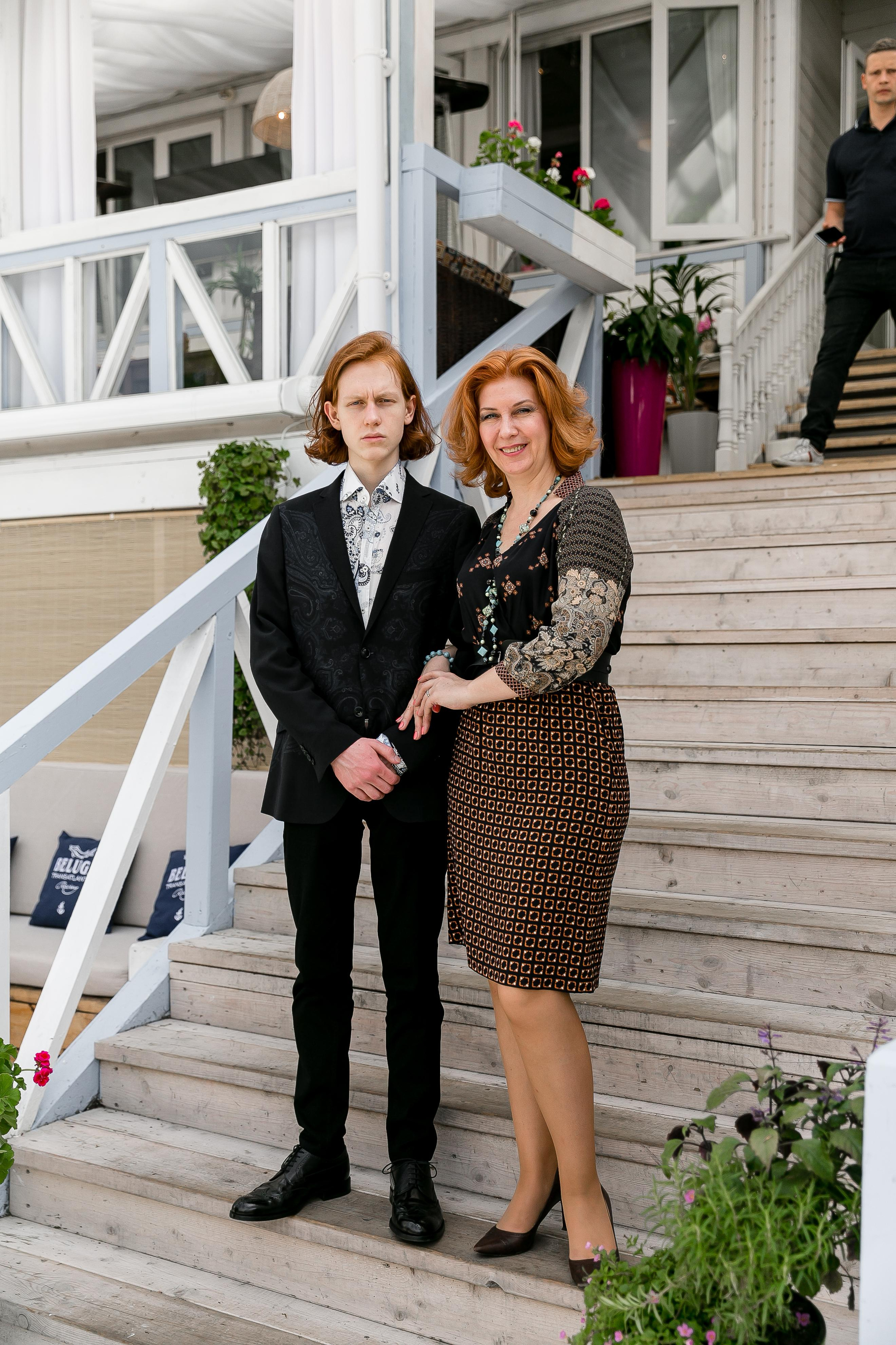 Выпускной, школа «Мир знаний». Свадебный фотограф | Москва