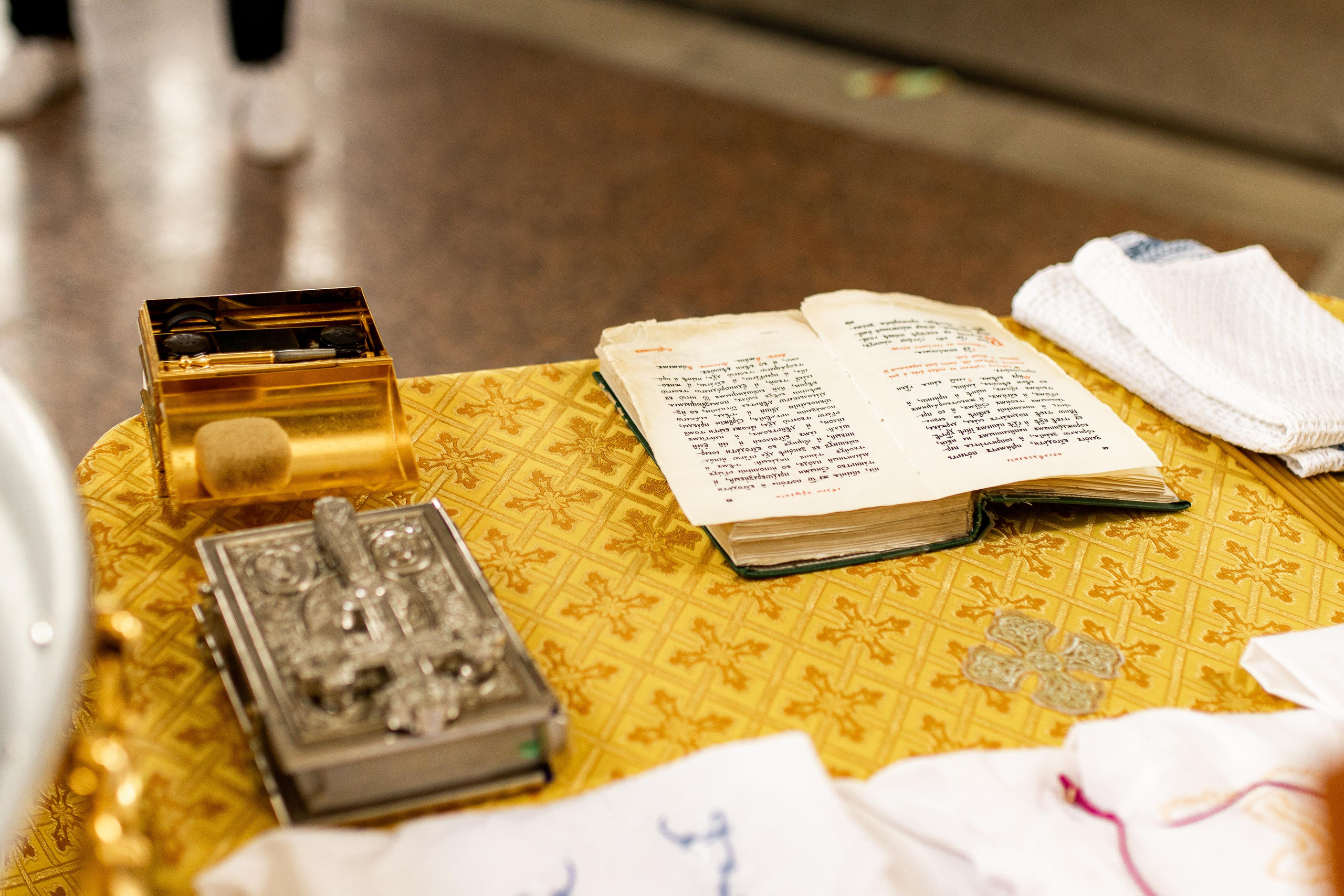 Юлия, церковь Святых Новомучеников. Свадебный фотограф | Москва