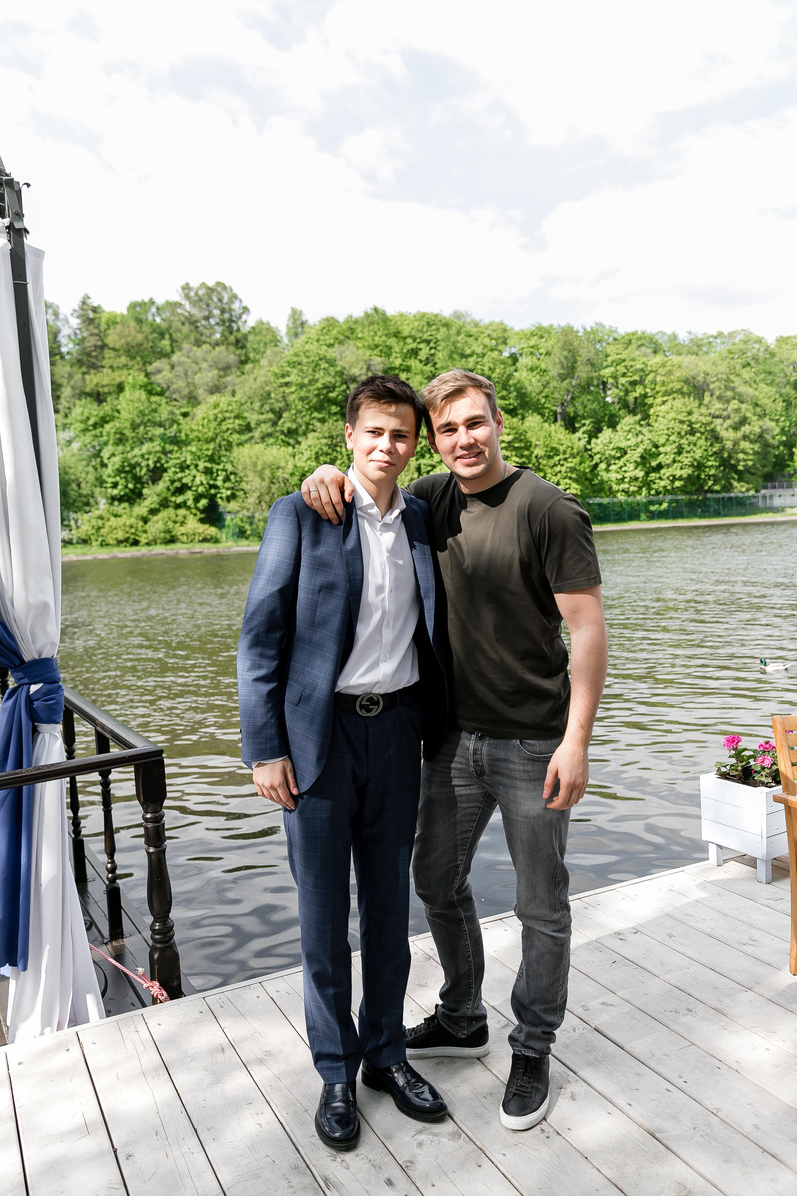 Выпускной, школа «Мир знаний». Свадебный фотограф | Москва