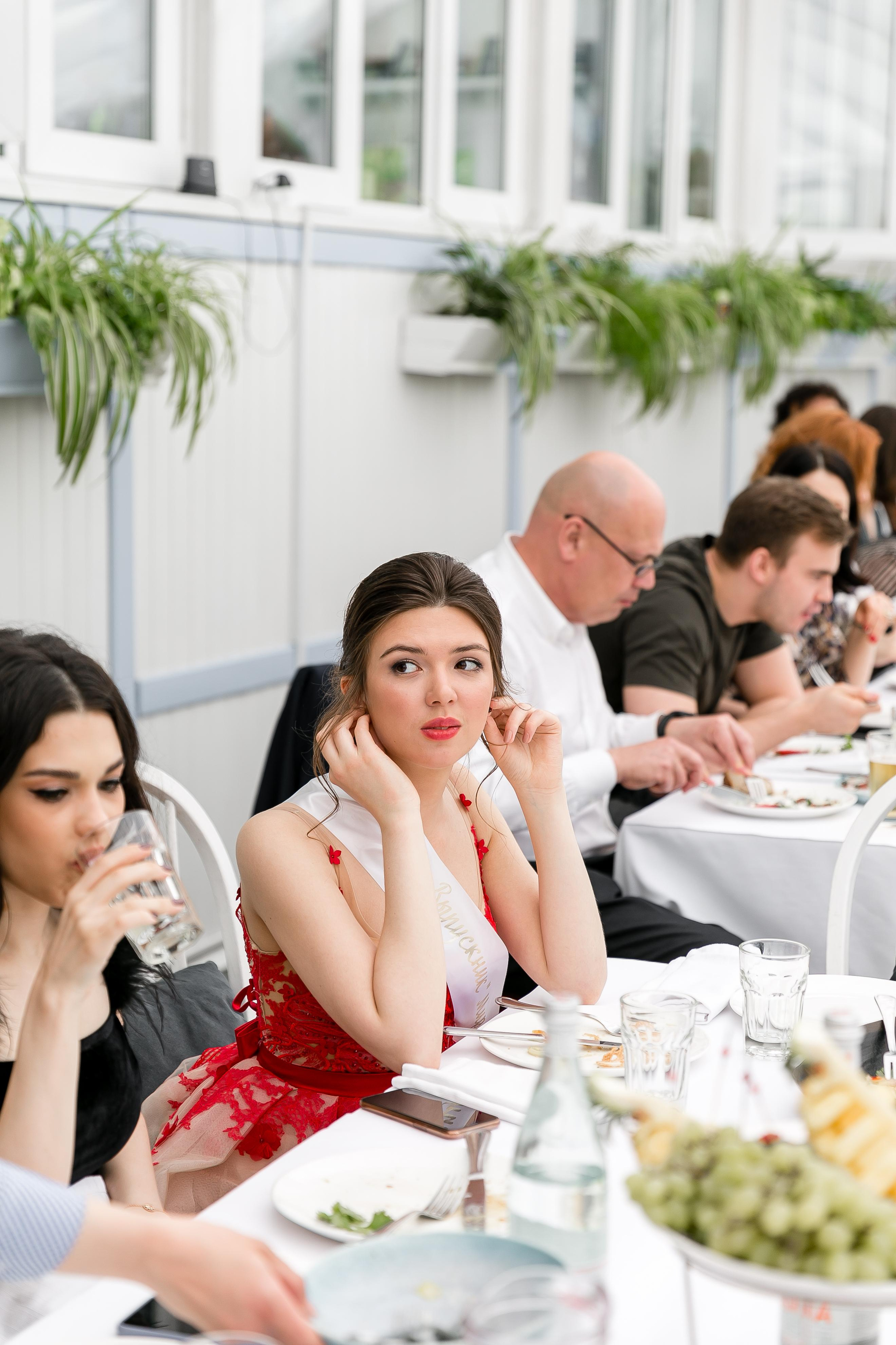Выпускной, школа «Мир знаний». Свадебный фотограф | Москва