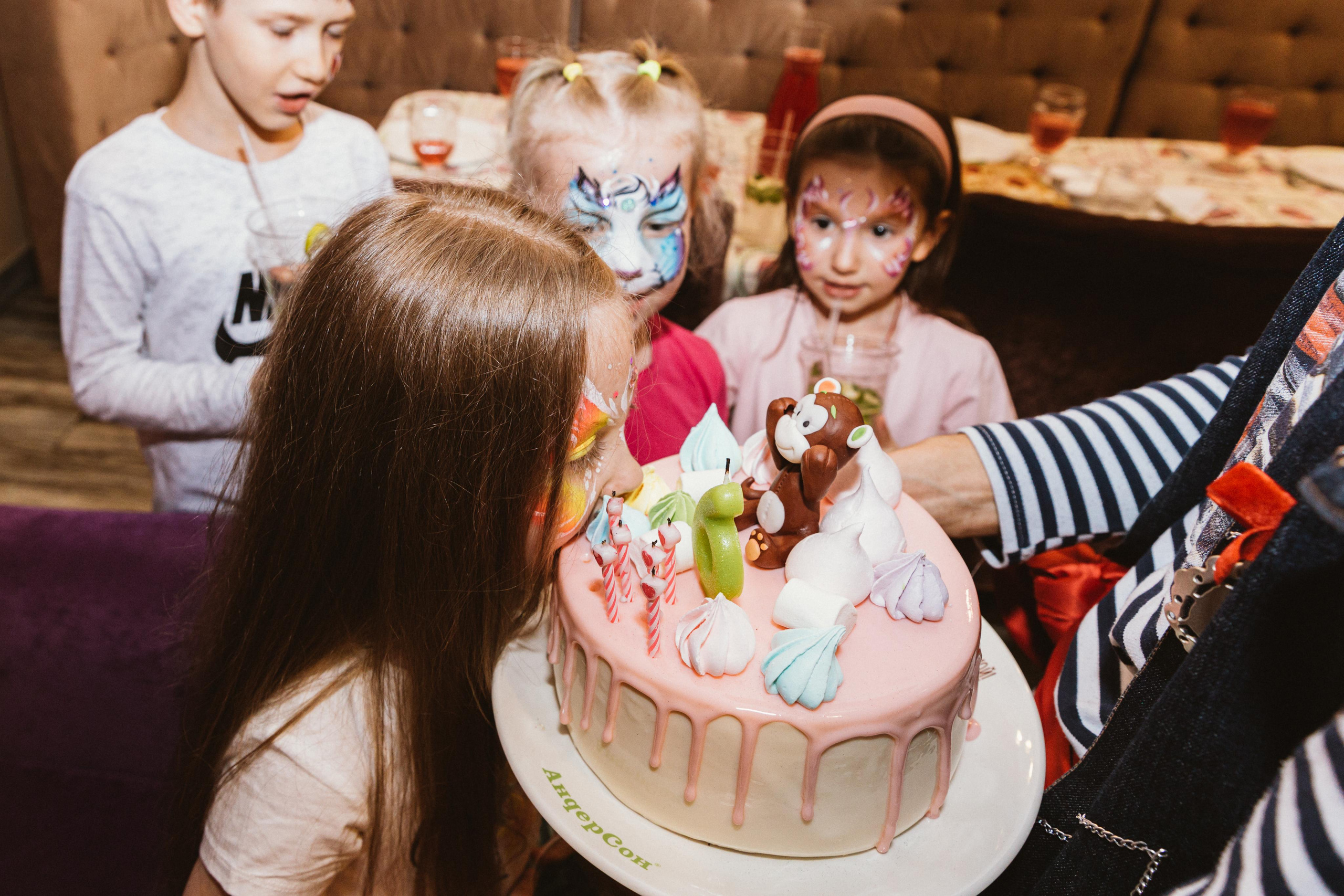 Лиза, 5 лет, кафе Андерсон. Свадебный фотограф | Москва