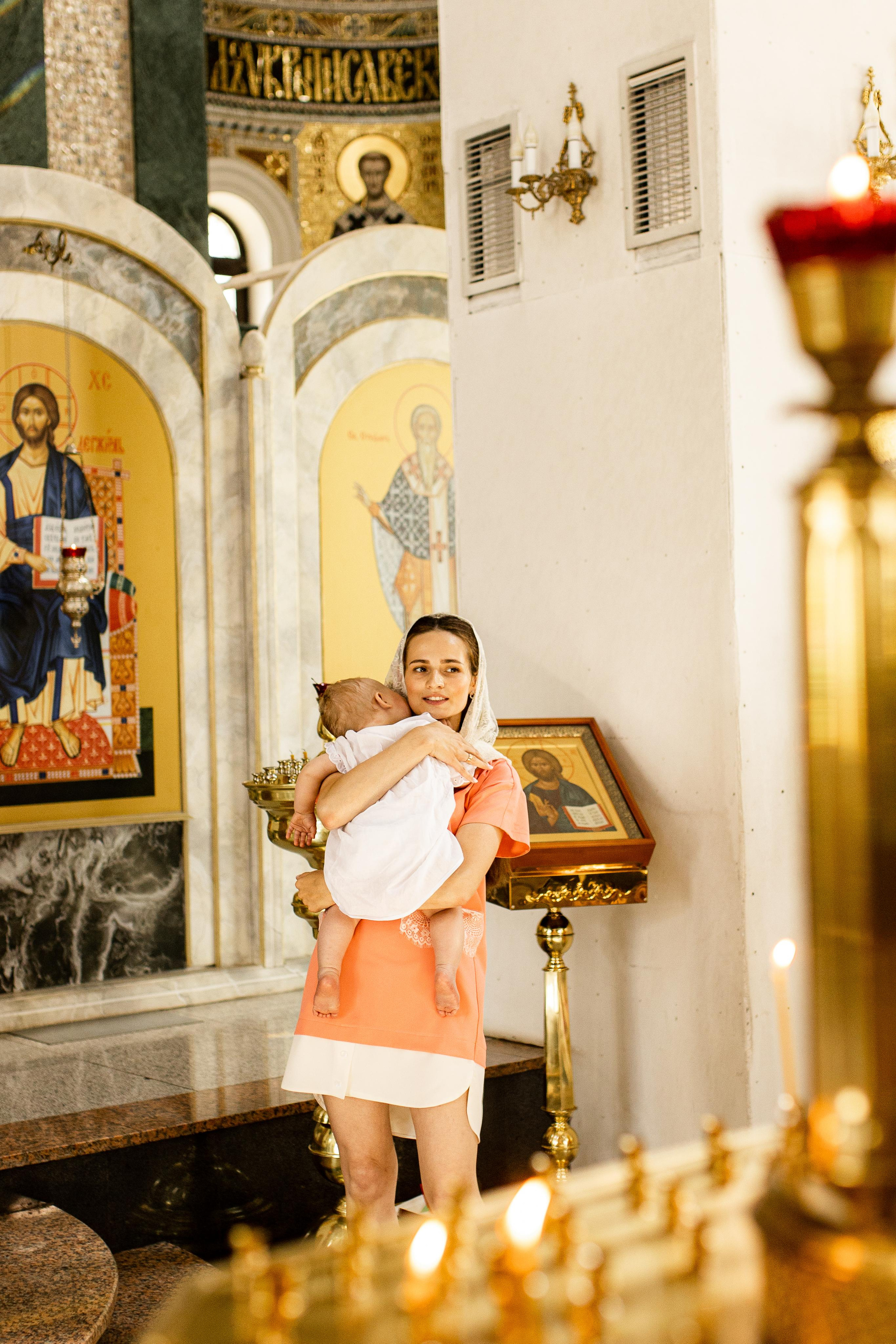 Юлия, церковь Святых Новомучеников. Свадебный фотограф | Москва