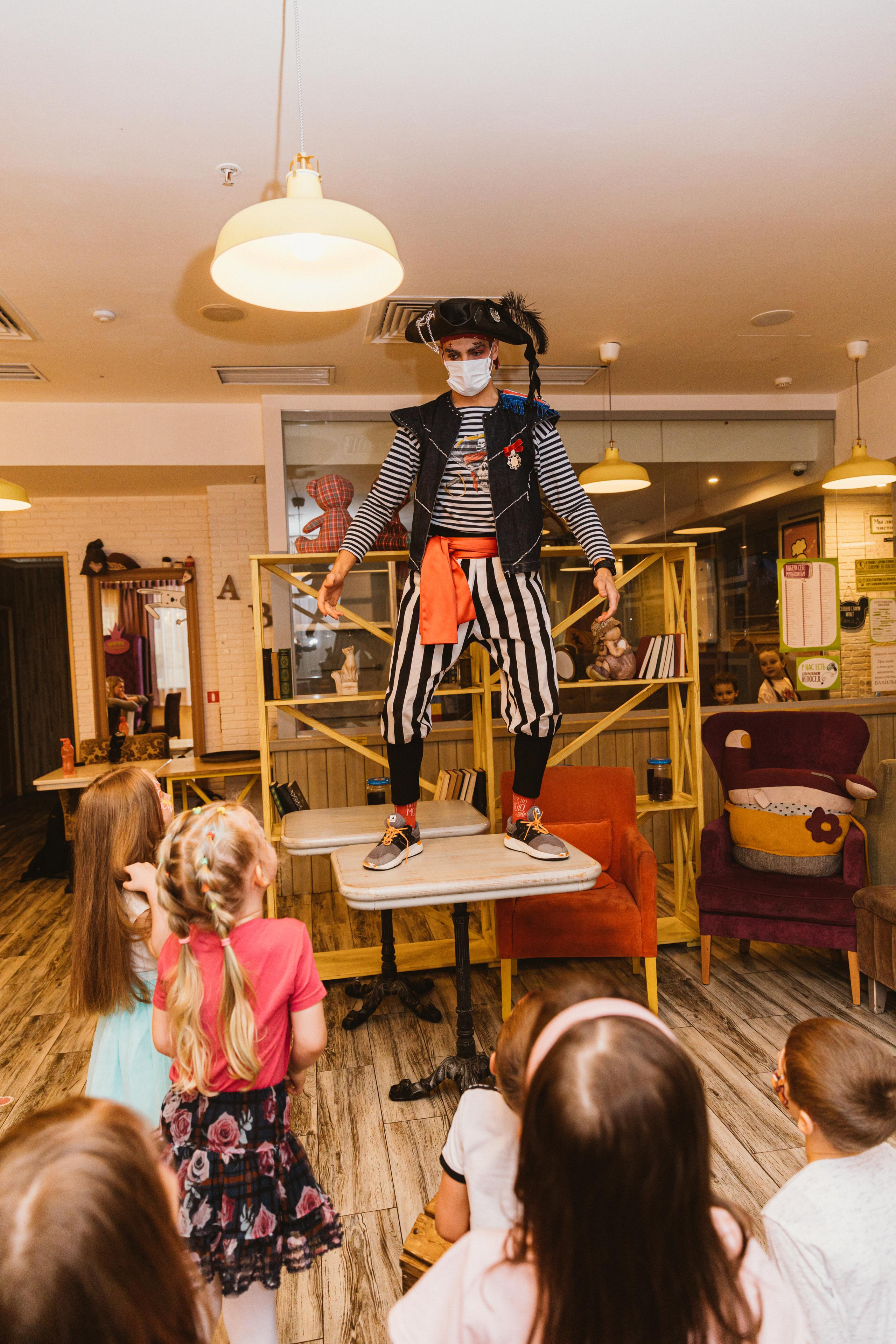 Лиза, 5 лет, кафе Андерсон. Свадебный фотограф | Москва