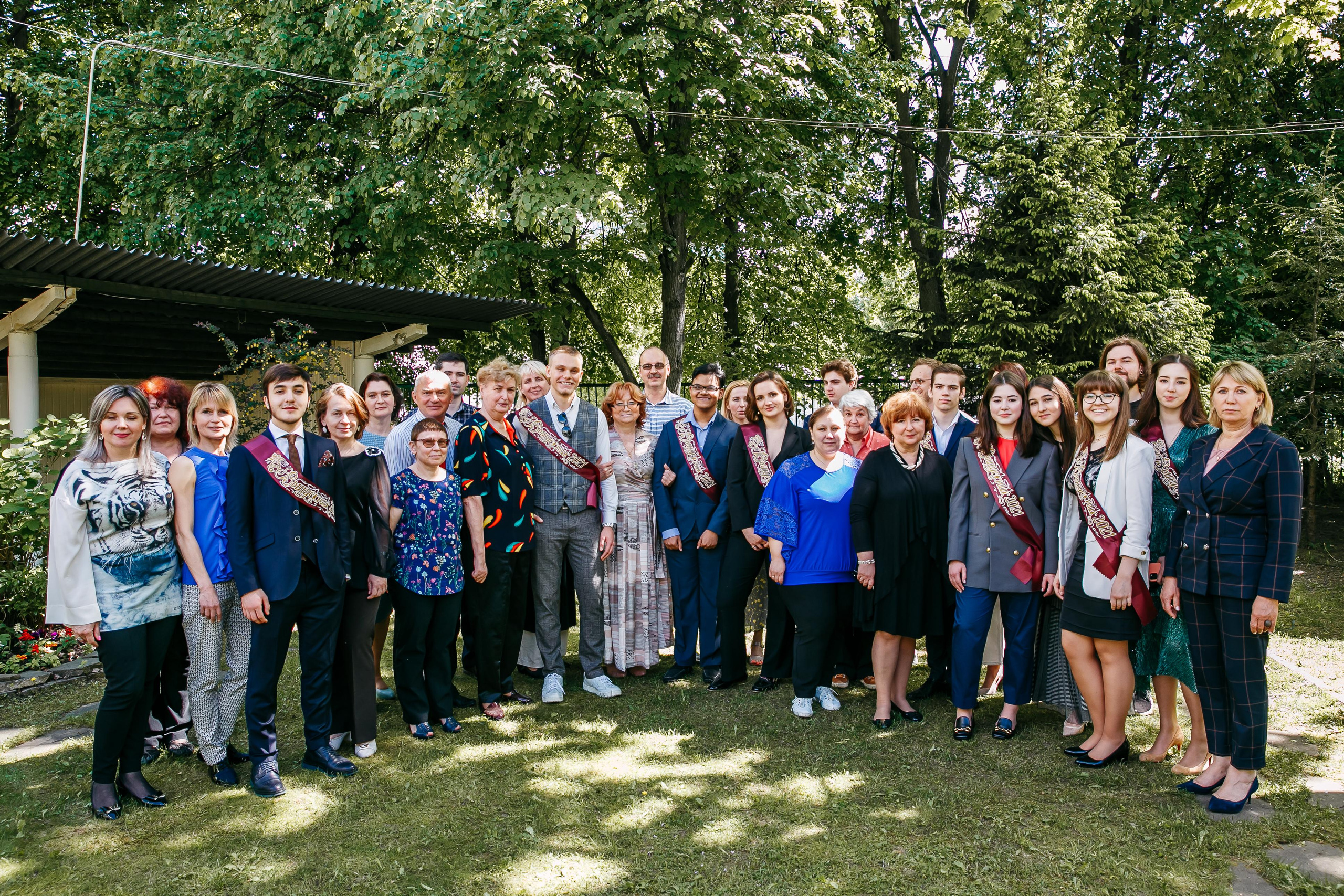 Последний звонок, школа «Промо М». Свадебный фотограф | Москва