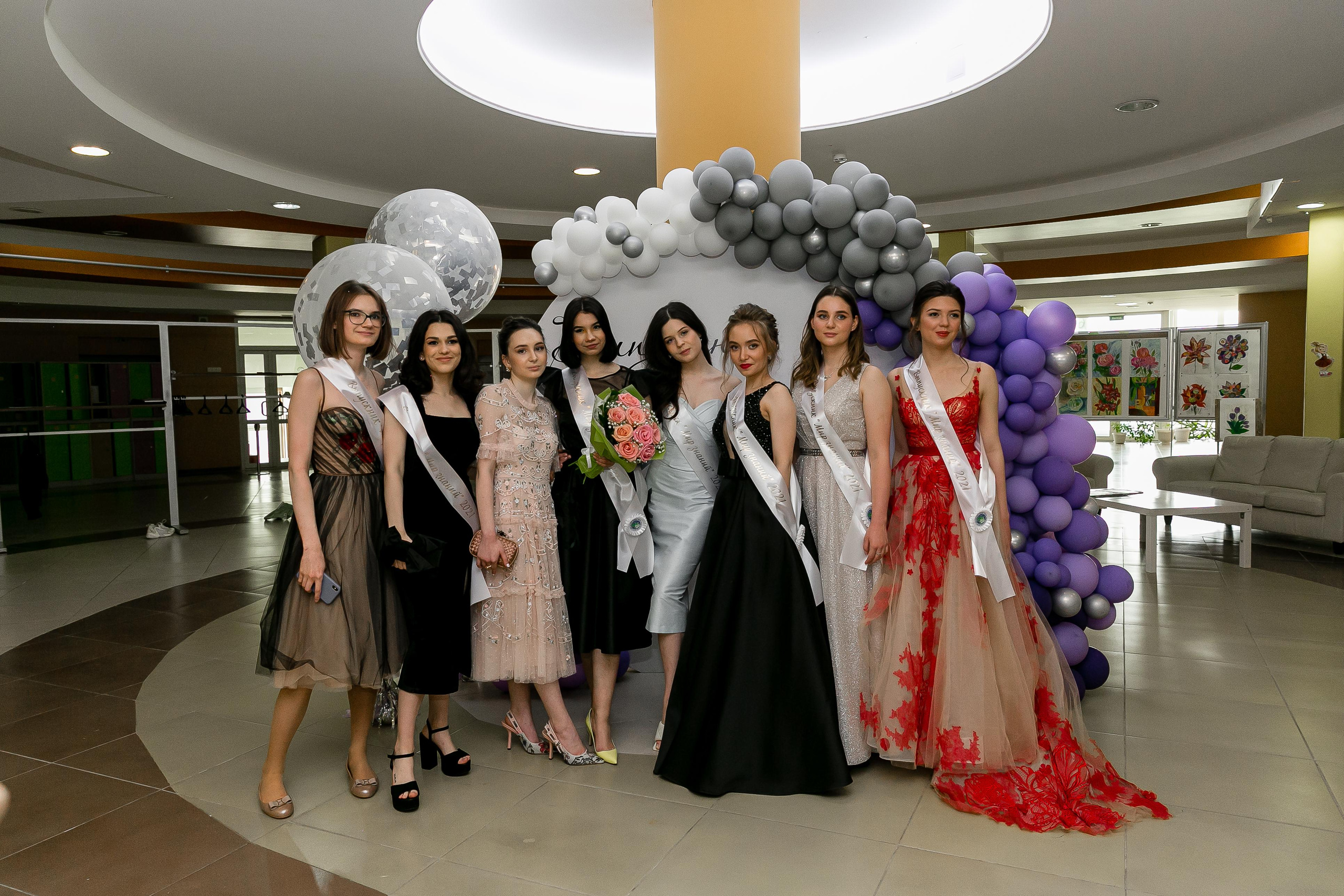 Выпускной, школа «Мир знаний». Свадебный фотограф | Москва