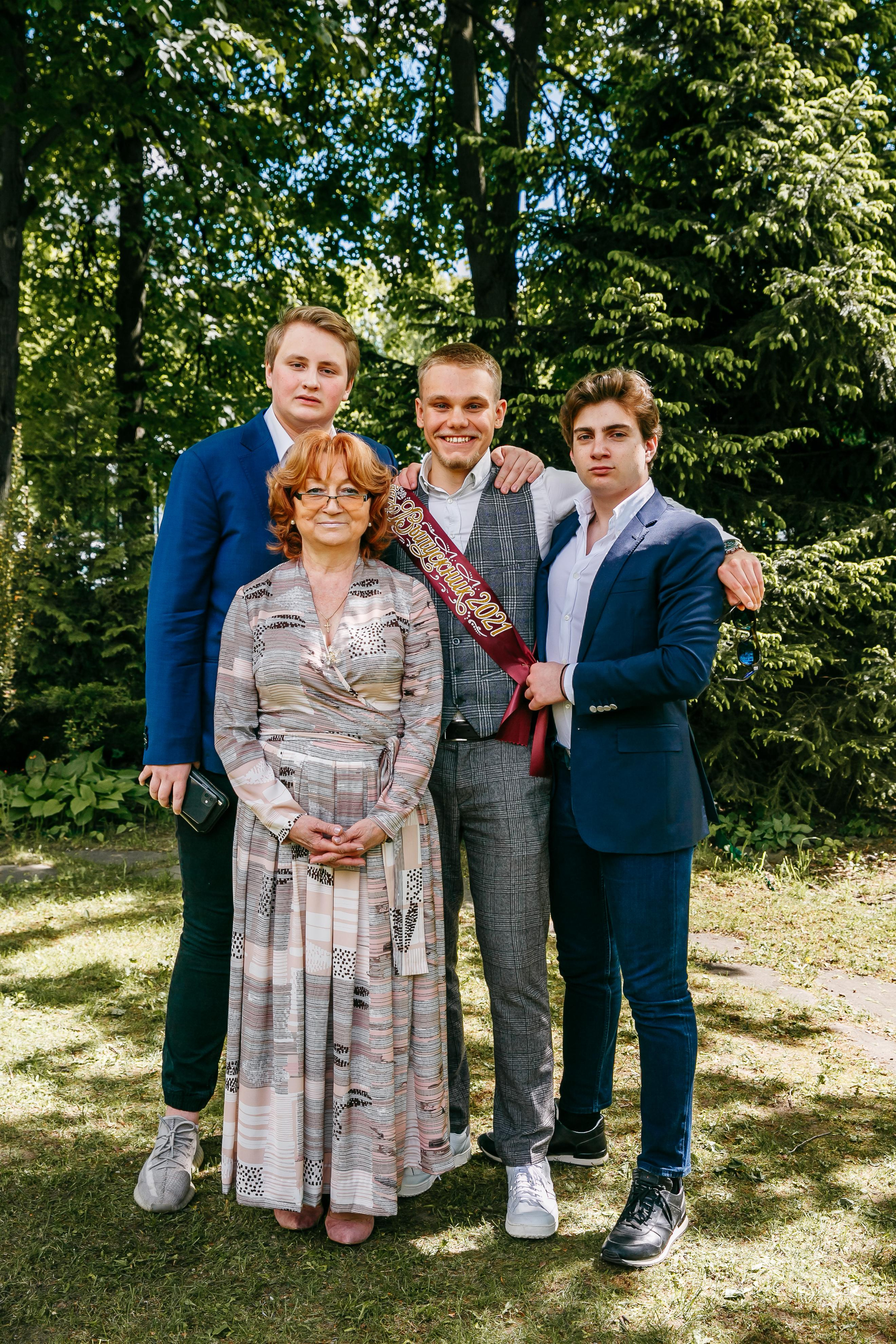 Последний звонок, школа «Промо М». Свадебный фотограф | Москва