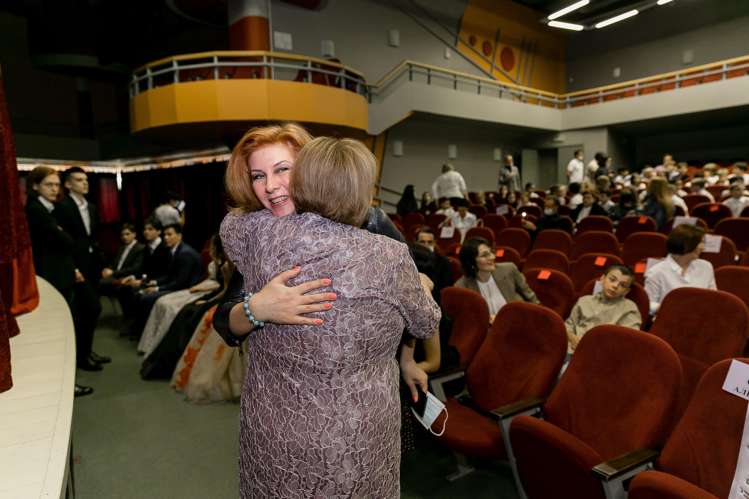 Выпускной, школа «Мир знаний». Свадебный фотограф | Москва