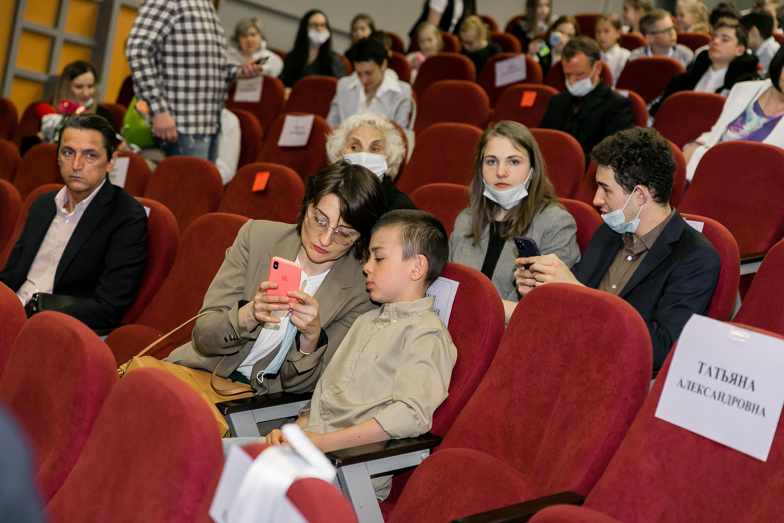 Выпускной, школа «Мир знаний». Свадебный фотограф | Москва