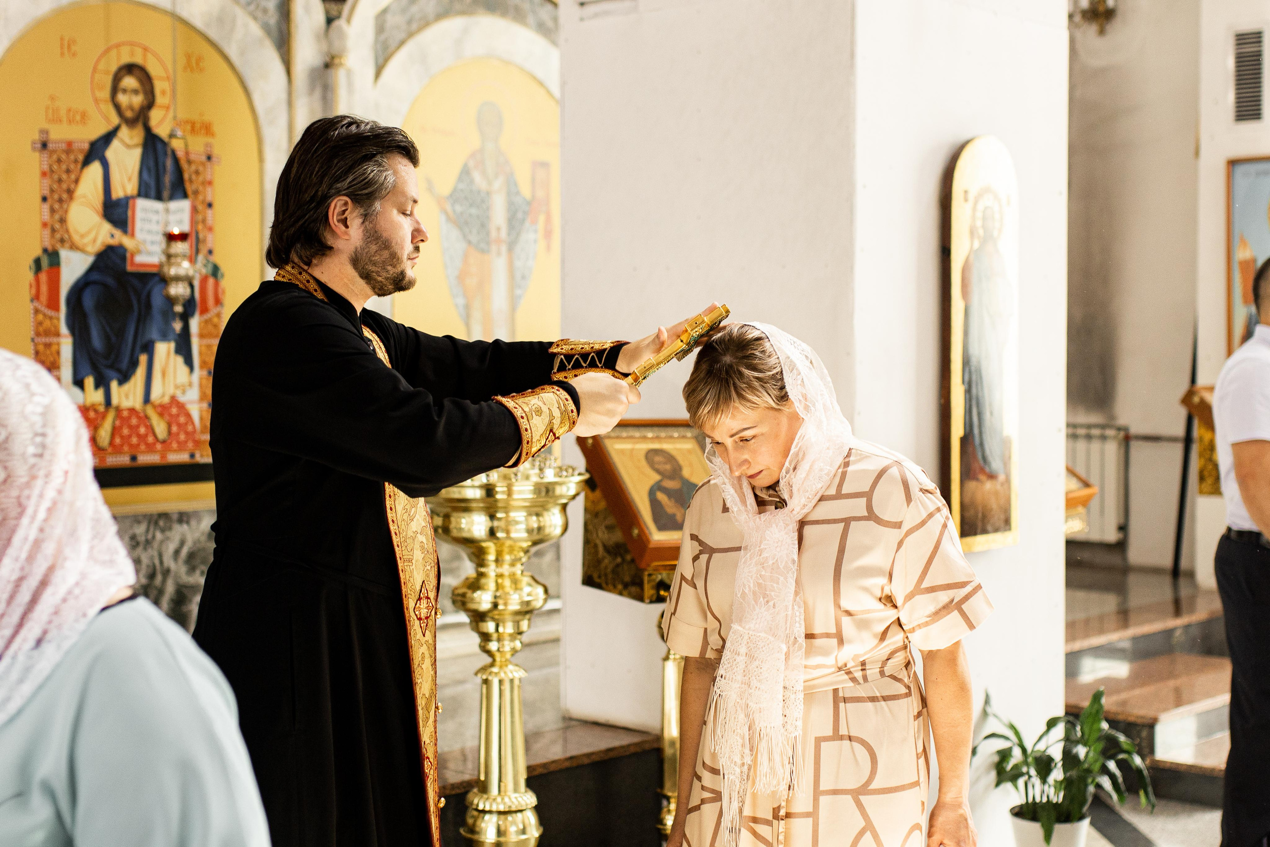 Юлия, церковь Святых Новомучеников. Свадебный фотограф | Москва