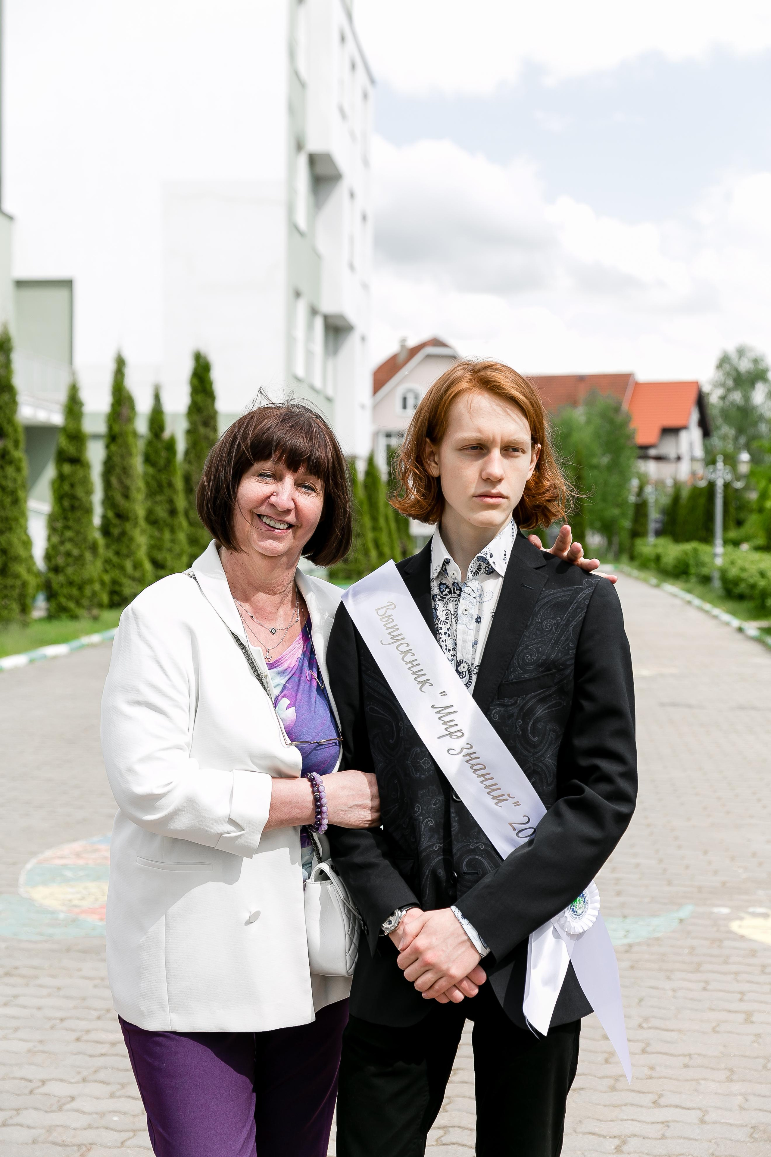 Выпускной, школа «Мир знаний». Свадебный фотограф | Москва