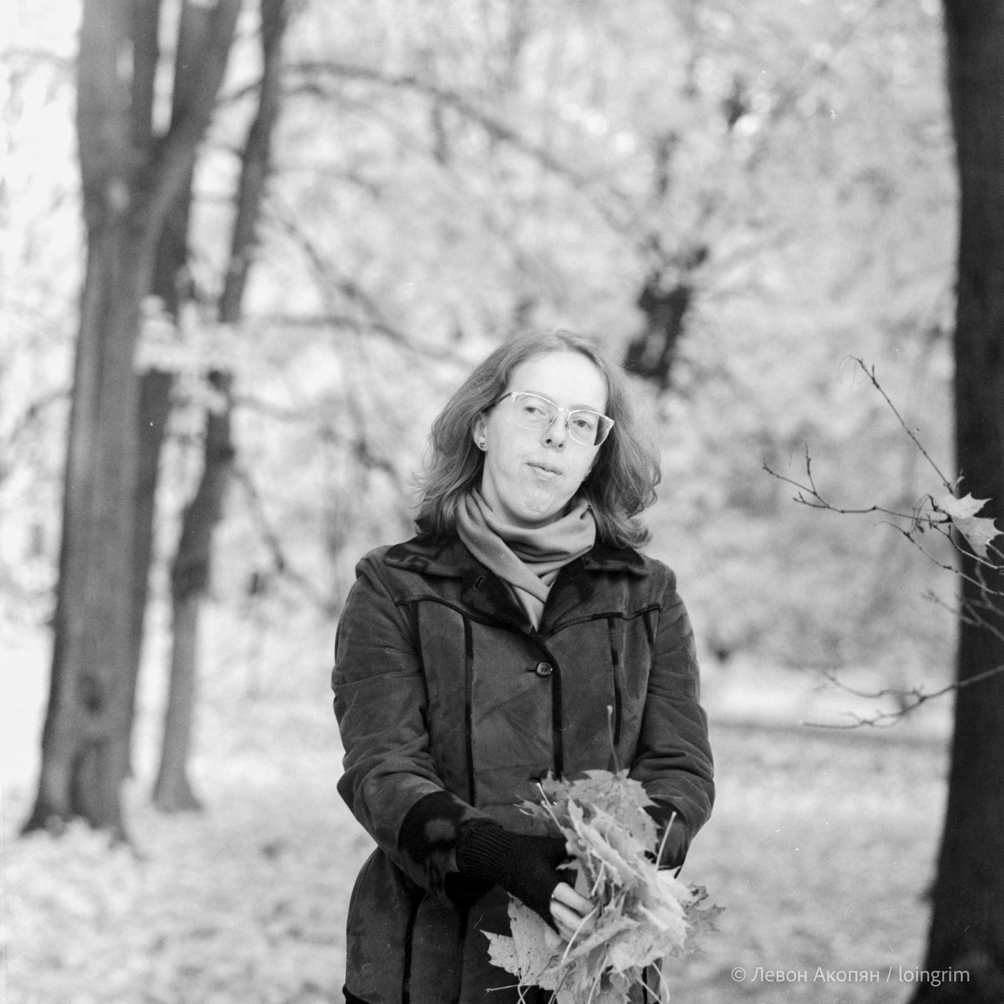 Света. Серия «портреты нефотогеничных». 10.10.2025. Loingrim — Свободный художник. Снимаю в своё удовольствие