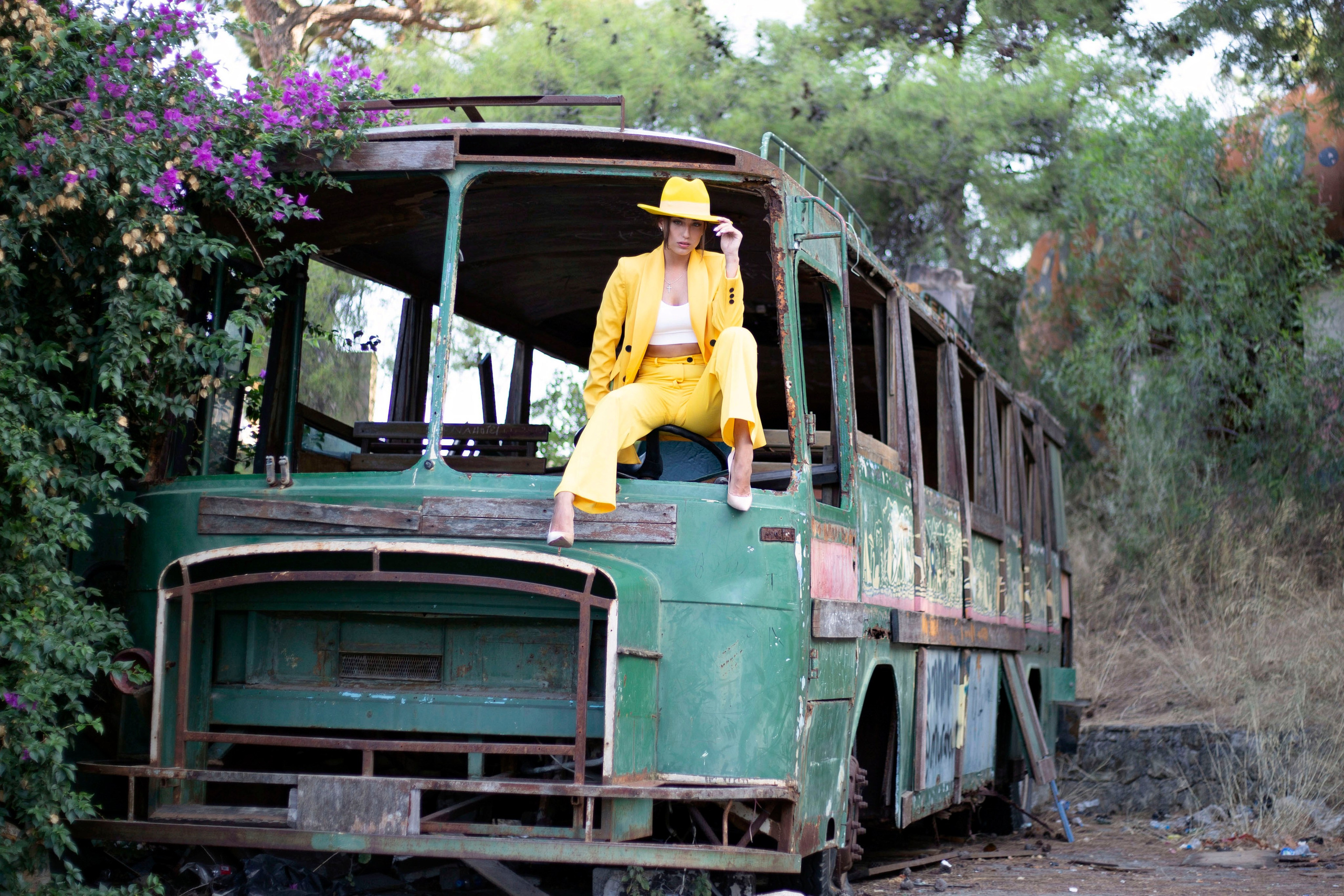 Индивидуальная фотосессия в заброшенном отеле в Кемере. Профессиональный фотограф в Турции Анталии Кемере Сиде Белеке Алании