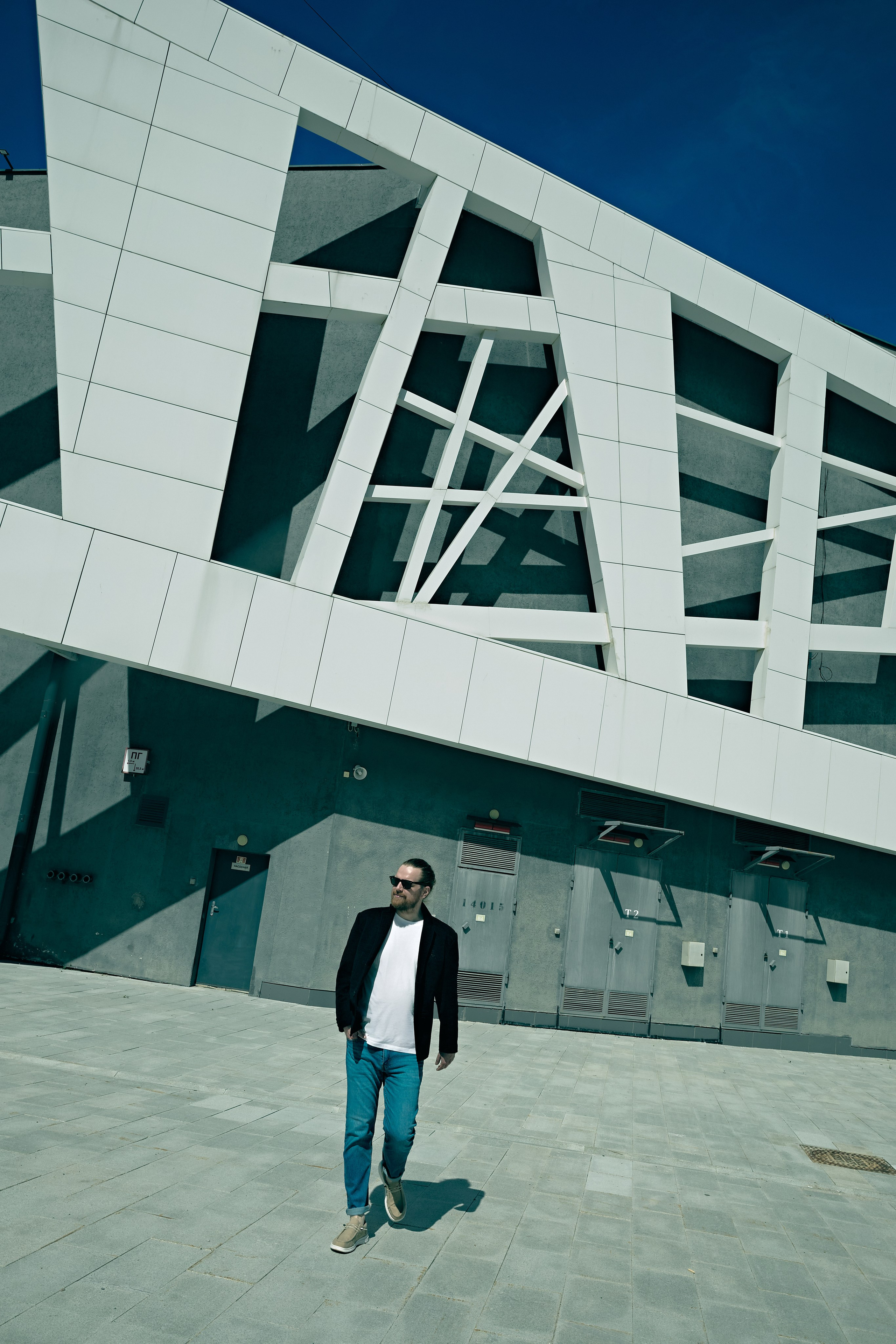 ARTEM. Yulia Otroschenko