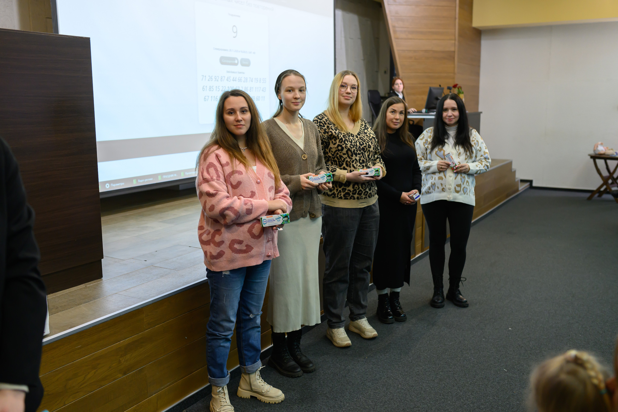 Праздник материнства ноябрь 2025. Профессиональный фотограф Елена Красилина г.Ярославль, г. Рыбинск