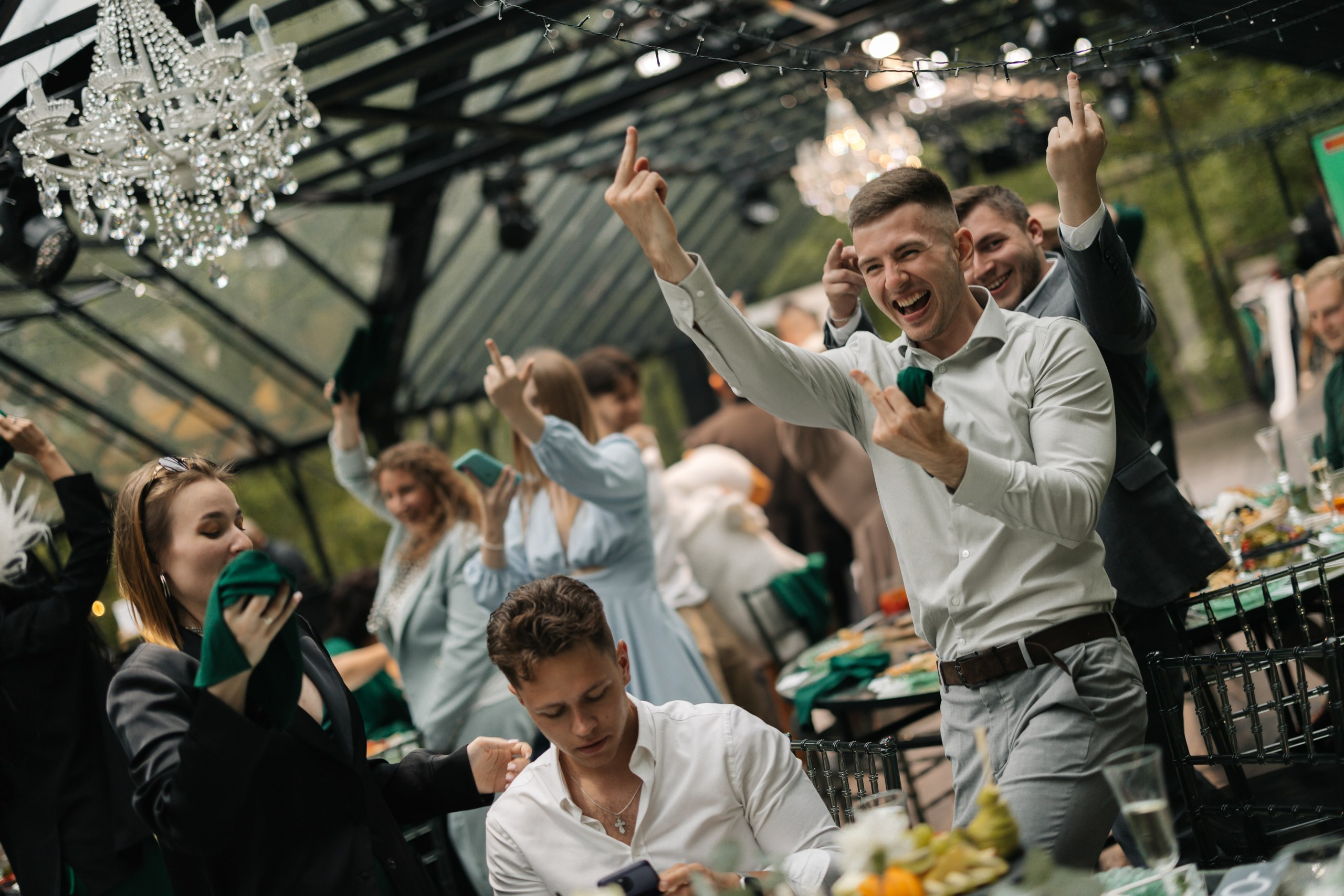 -Давай сделаем вид, что мы нормальные? -НЕТ. Свадебный фотограф Москва Мотеюнайте Виктория