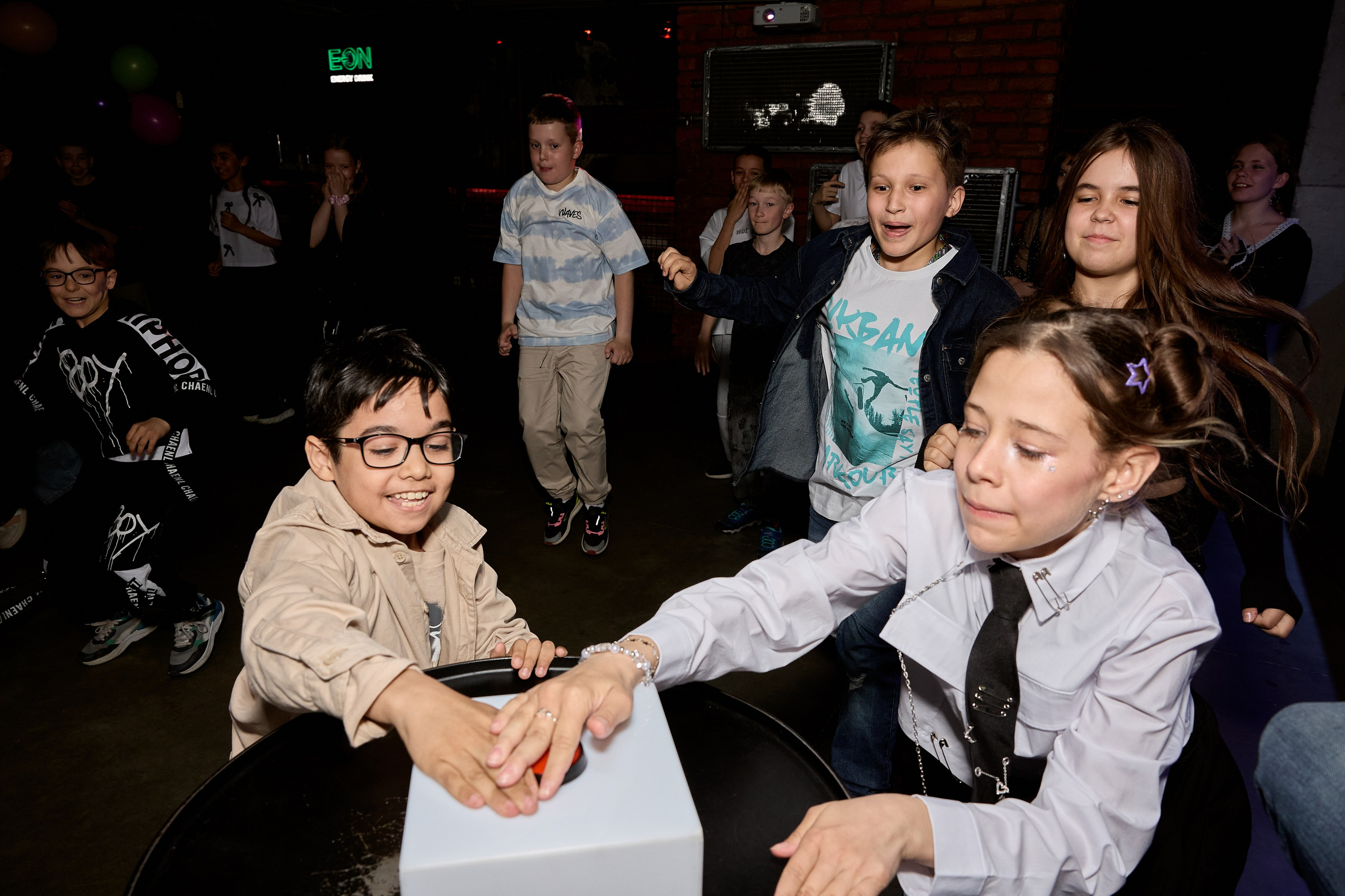 Фотосъёмка квестов и квест-шоу. Предметный и репортажный фотограф Алексей Кротов