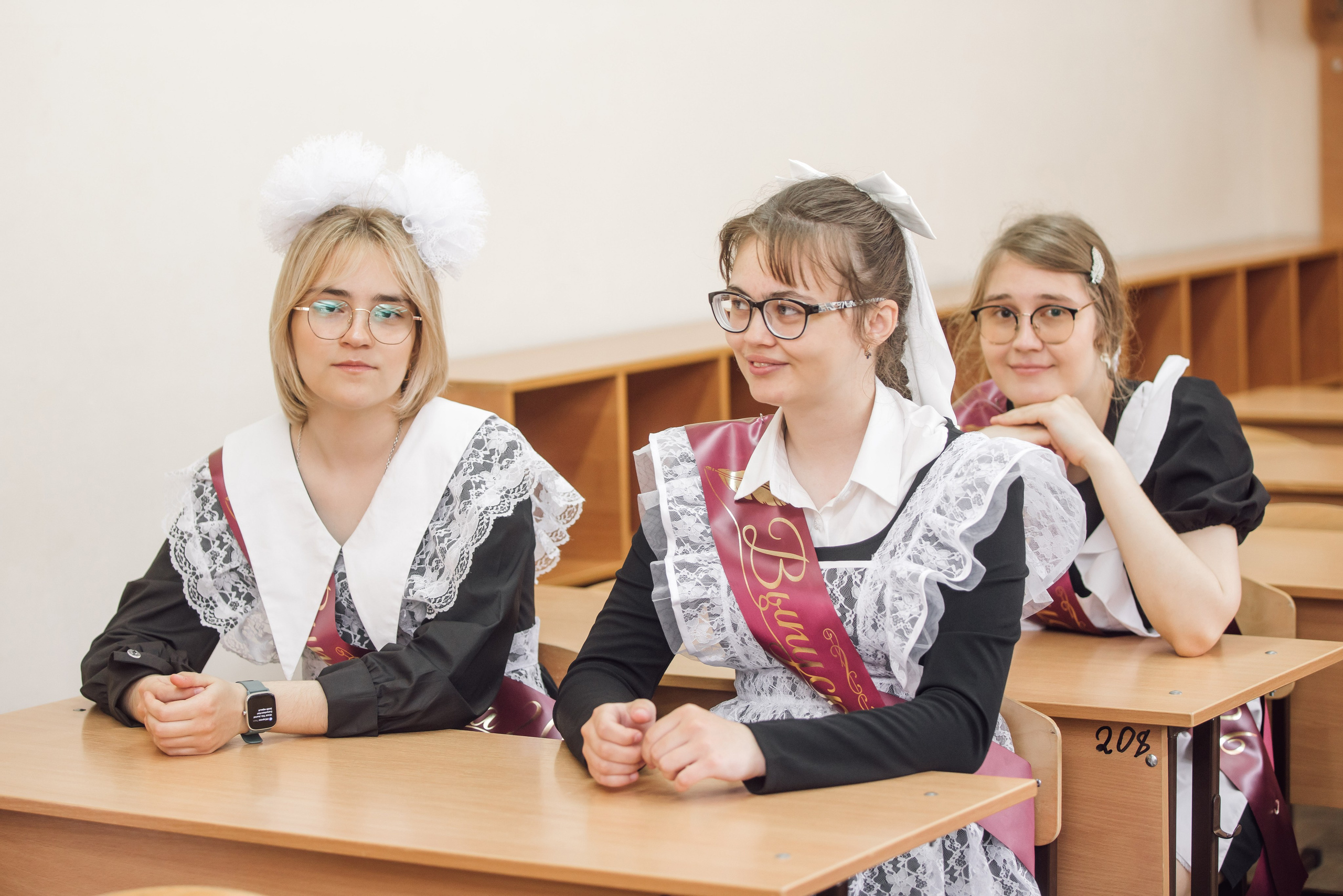 Последний звонок для 11 класса. Фотохудожник Наталия Кирсанова