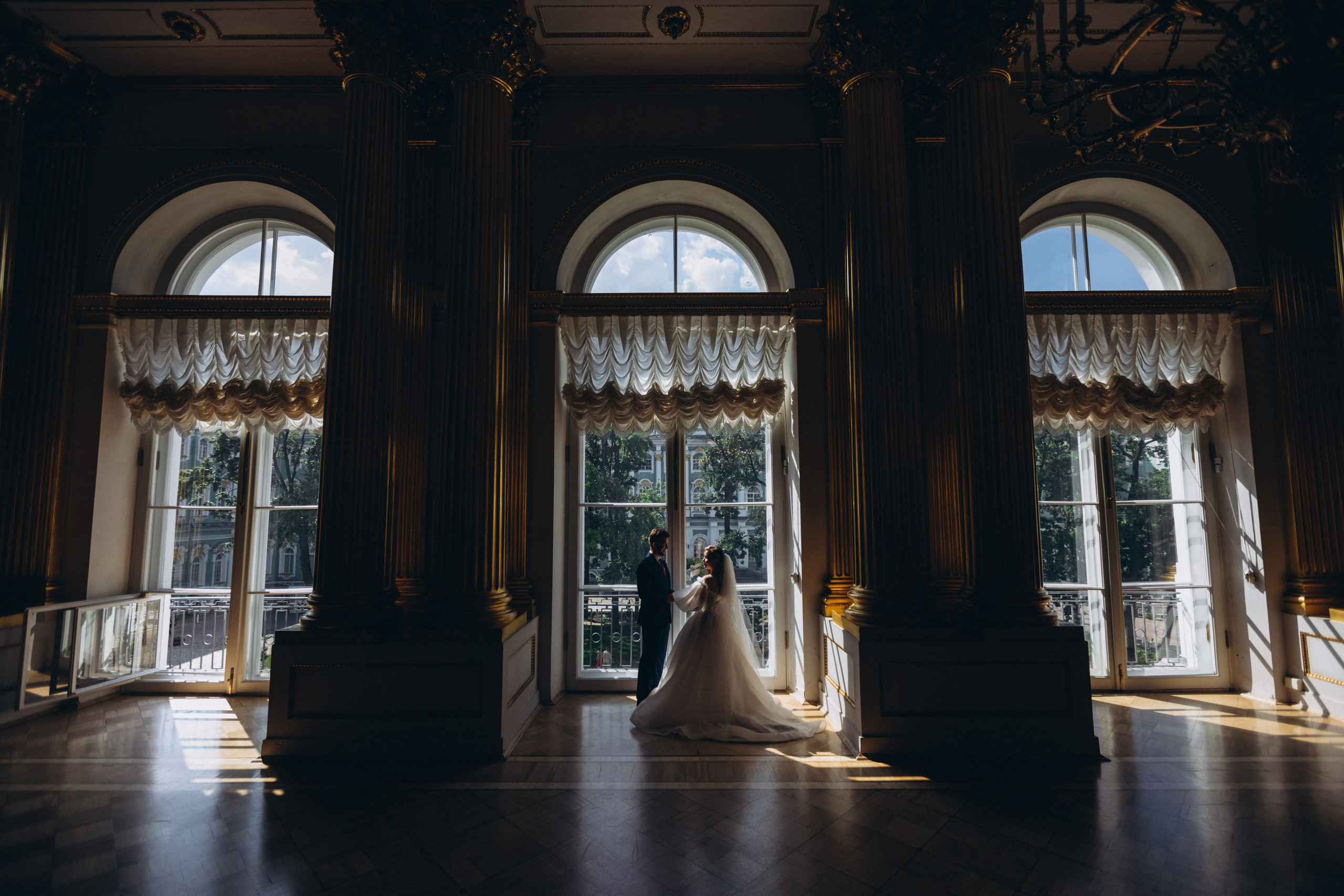 Прогулка в Эрмитаже. Свадебный и семейный фотограф в Санкт-Петербурге Яцына Юрий. Видеоопер
