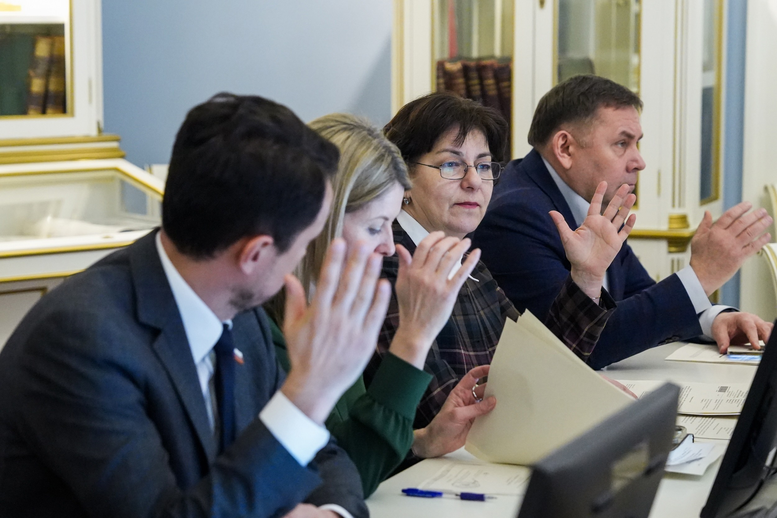 Законодательное собрание СПБ. ДМИТРИЙ ХОРУНЖИЙ — репортажный фотограф, видеограф СПБ