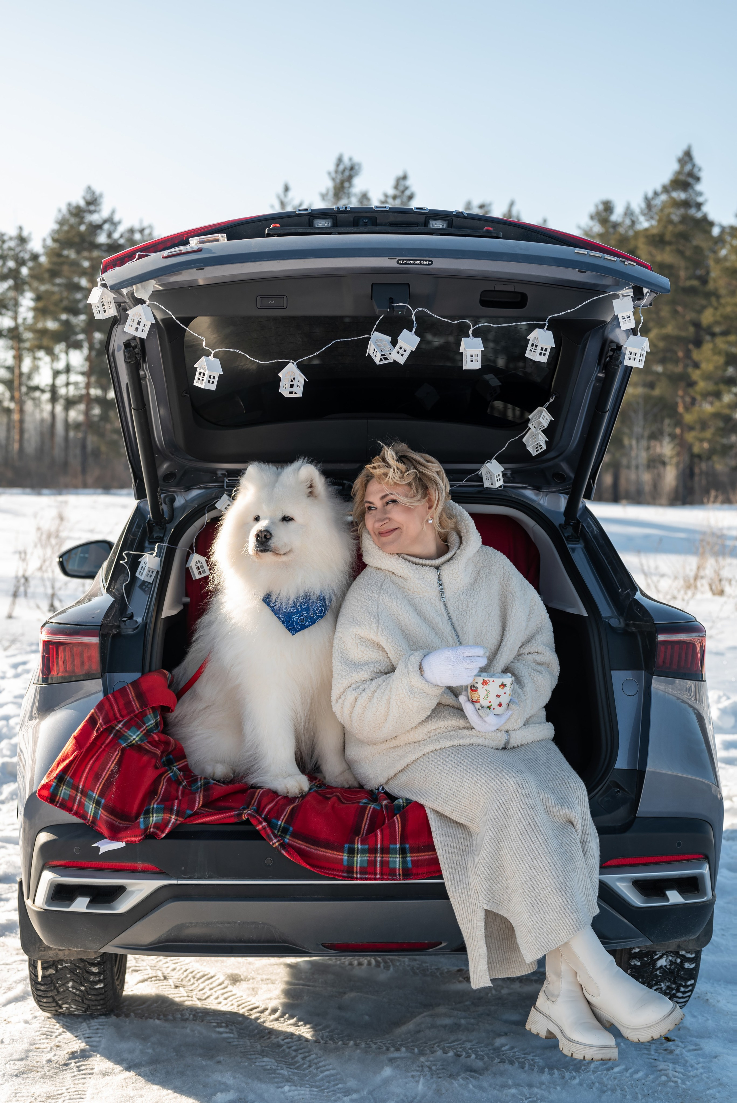 Фотопроект с Платоном и машиной на улице. Фотограф в городе Салават