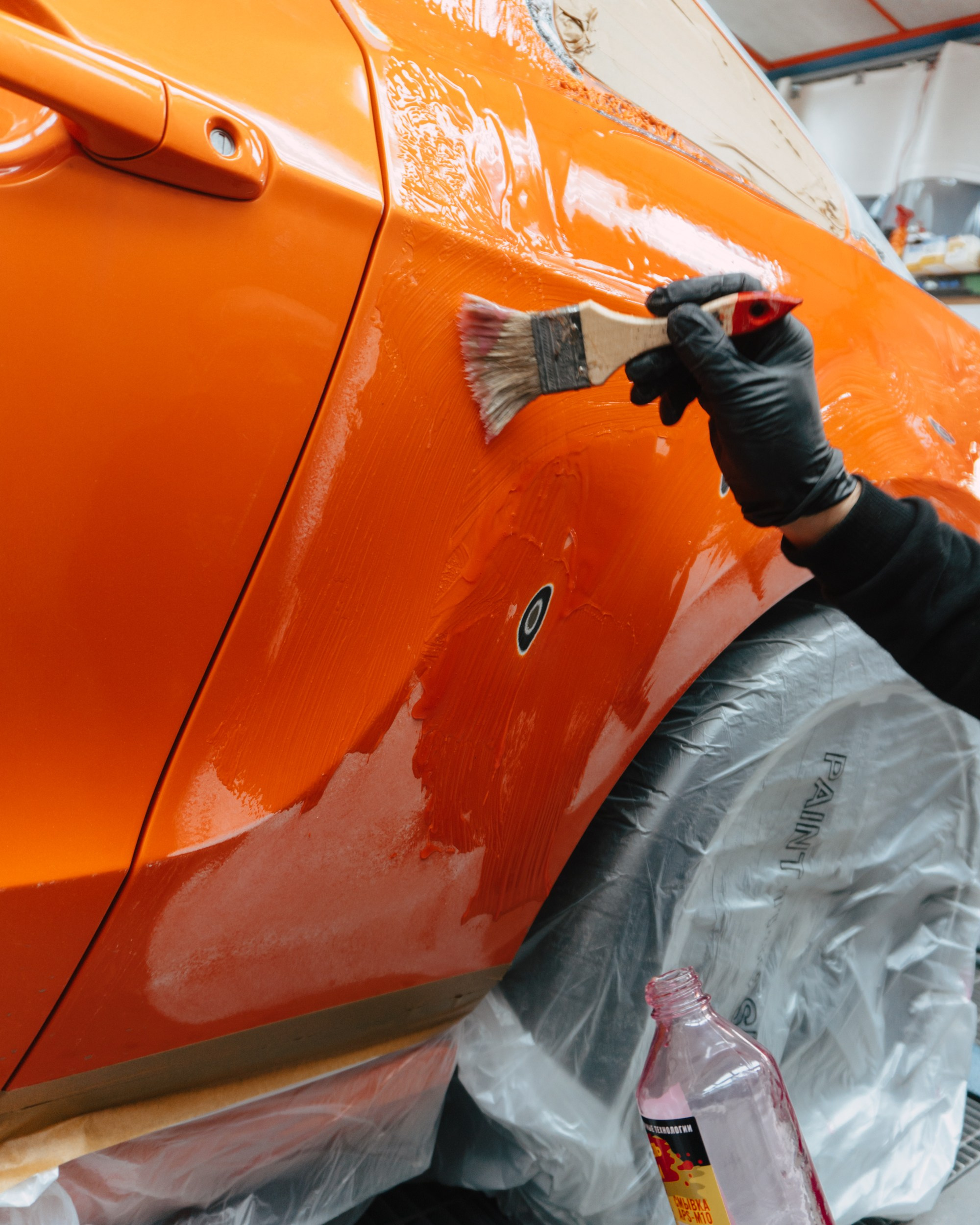 Ford Mustang Roush оранжевый окрас кузова и выкрас полос. DeLorein