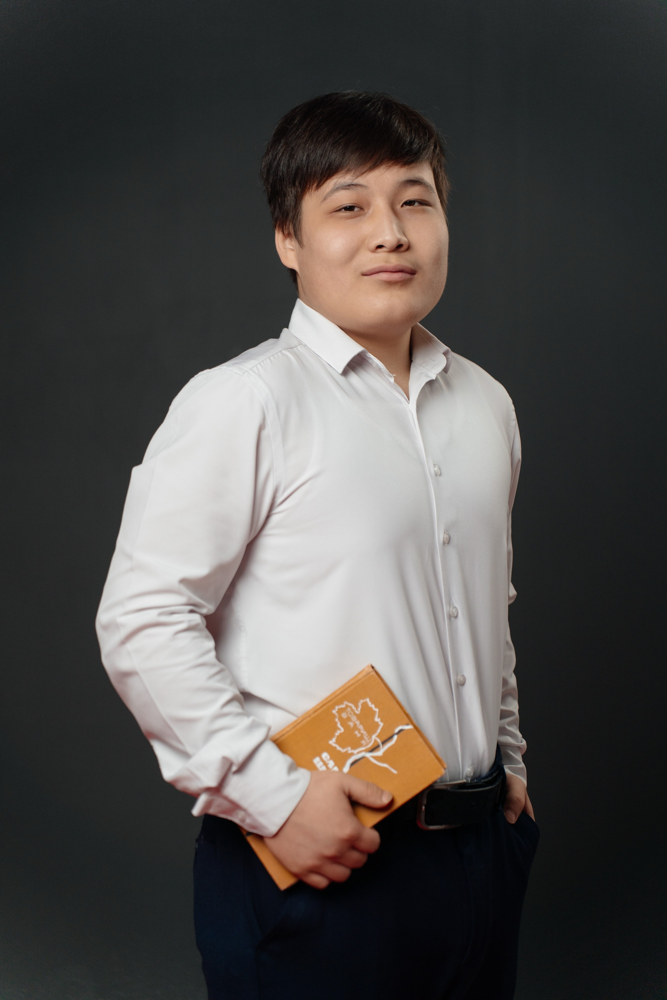 Портреты. Выпускные альбомы в Нур-Султане (Астана) и по всему Казахстану