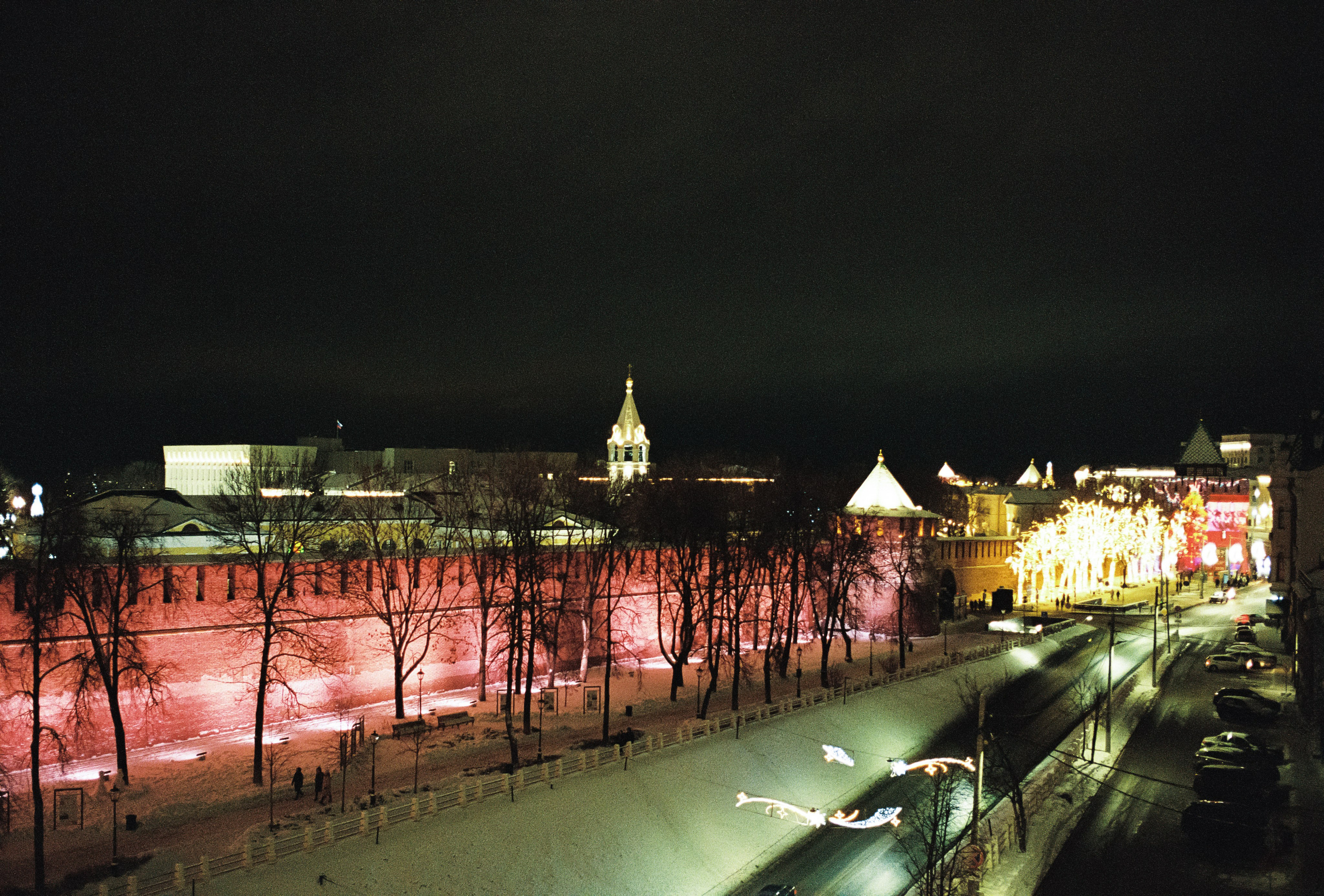Кремль в Нижнем Новгороде ночью