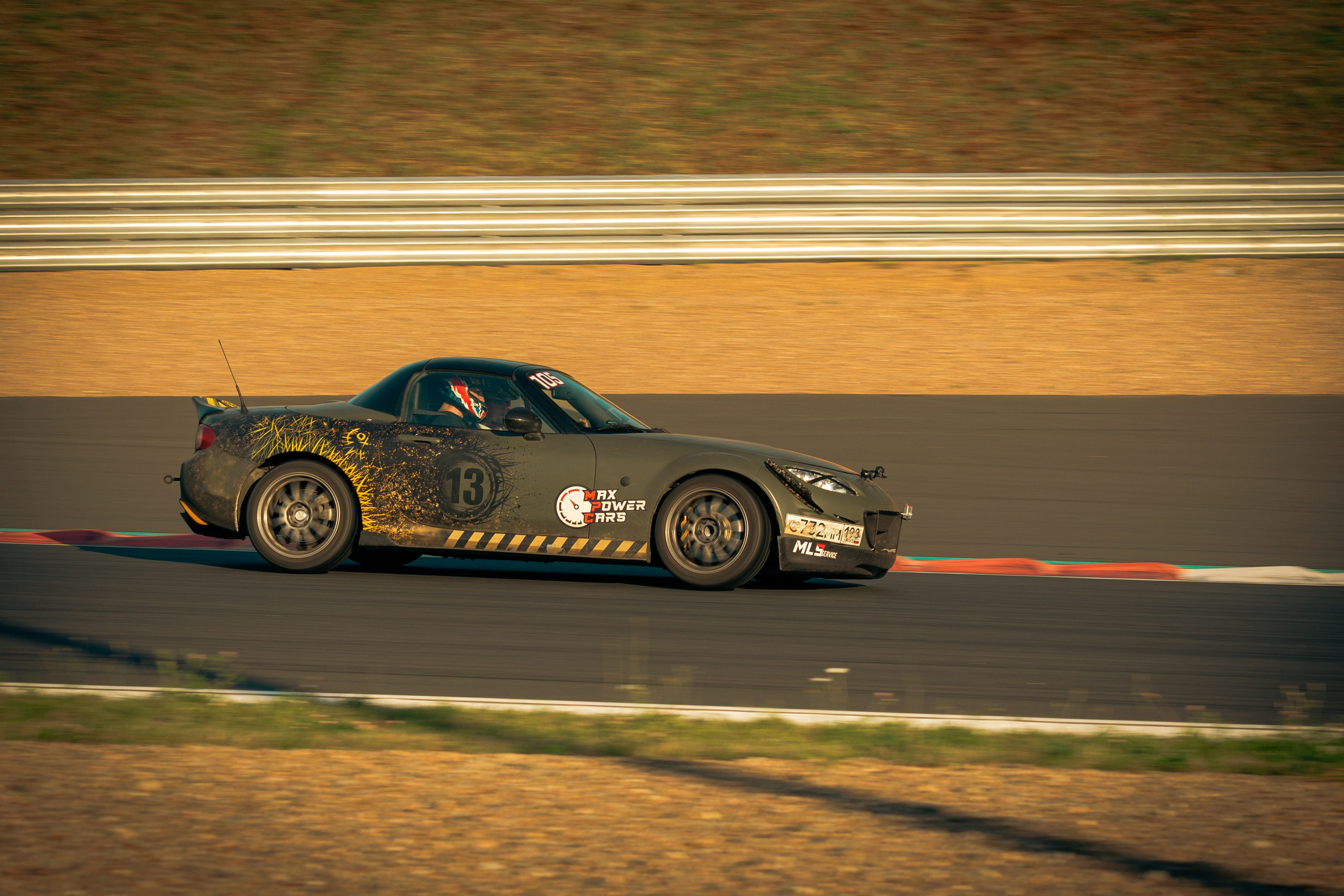 Трек-день Игора Драйв. Портретный и автомобильный фотограф в Санкт-Петербурге Евгений Черепанов