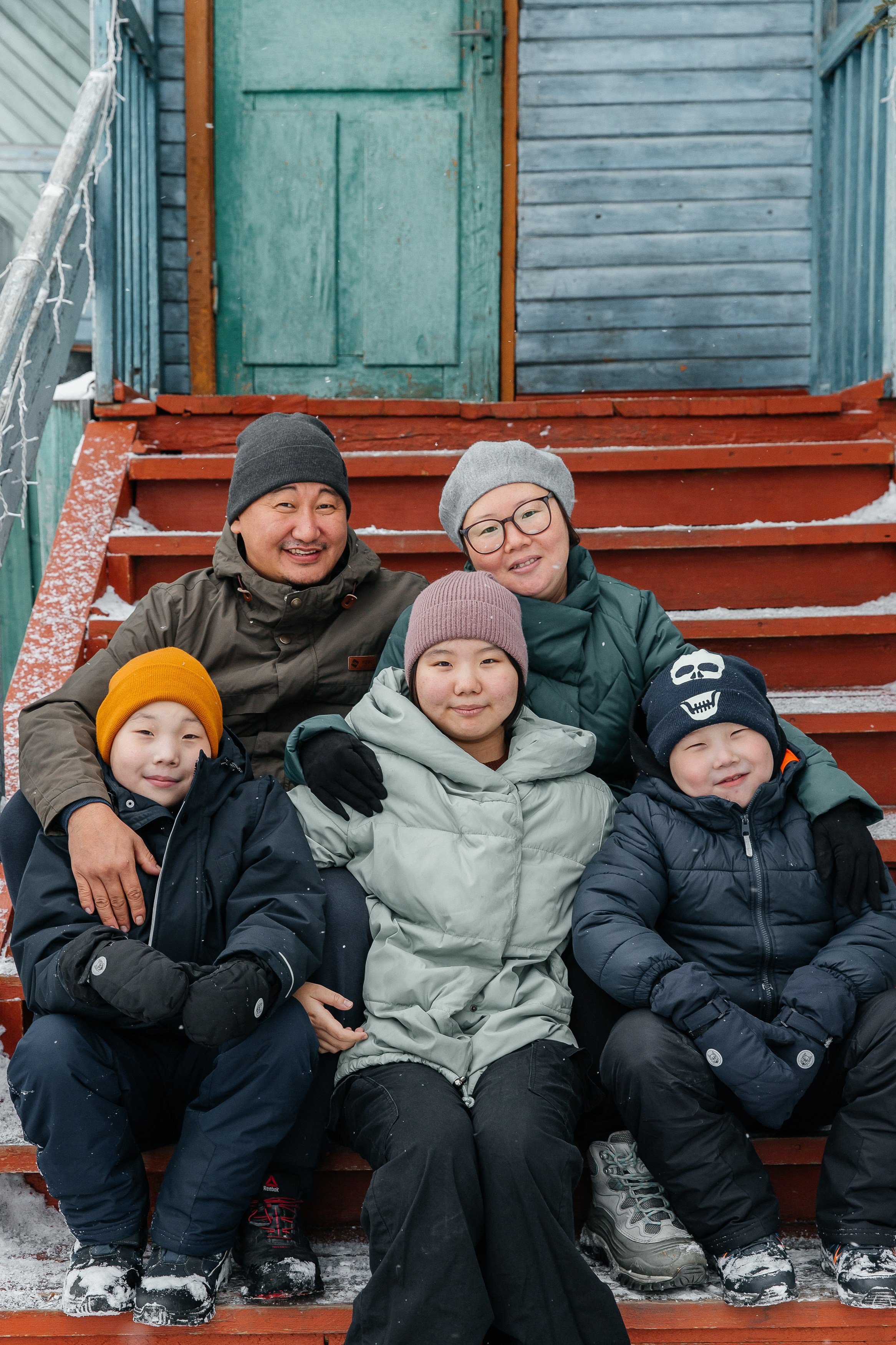 Степановы. Воронистая Анастасия. Фотограф Якутия, Томпонский район