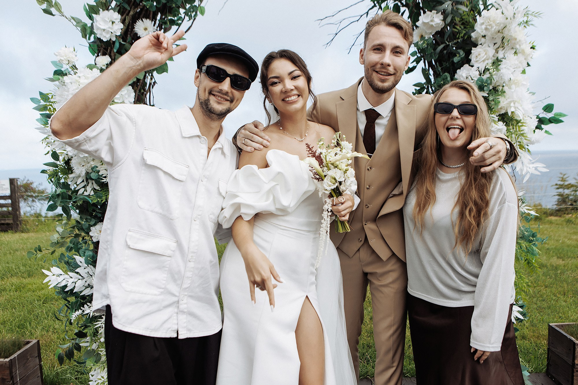 Саша и Вика 5.09.25. Свадебный фотограф Владивосток Алина Гевондова