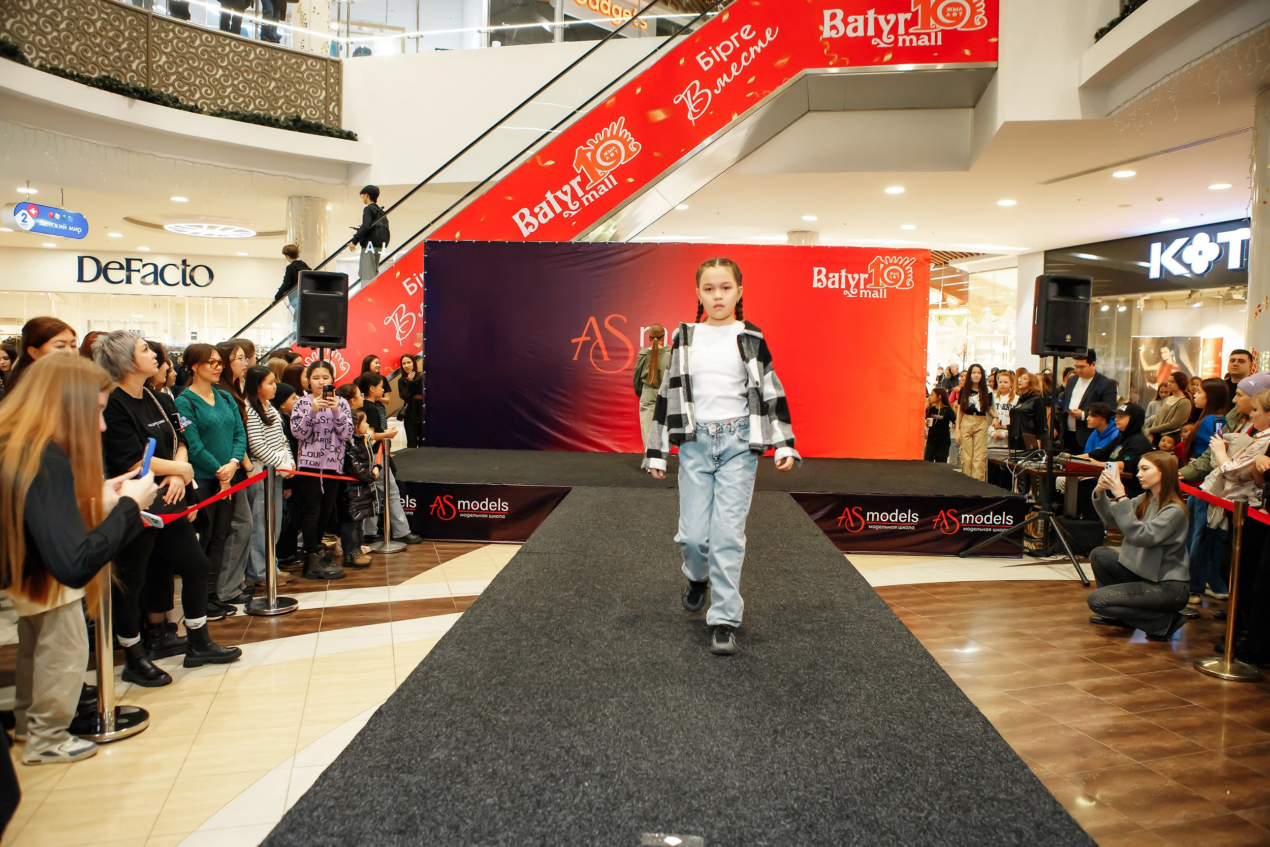 Fashion Show модельной школы AS Models. Кипятком Павлодар