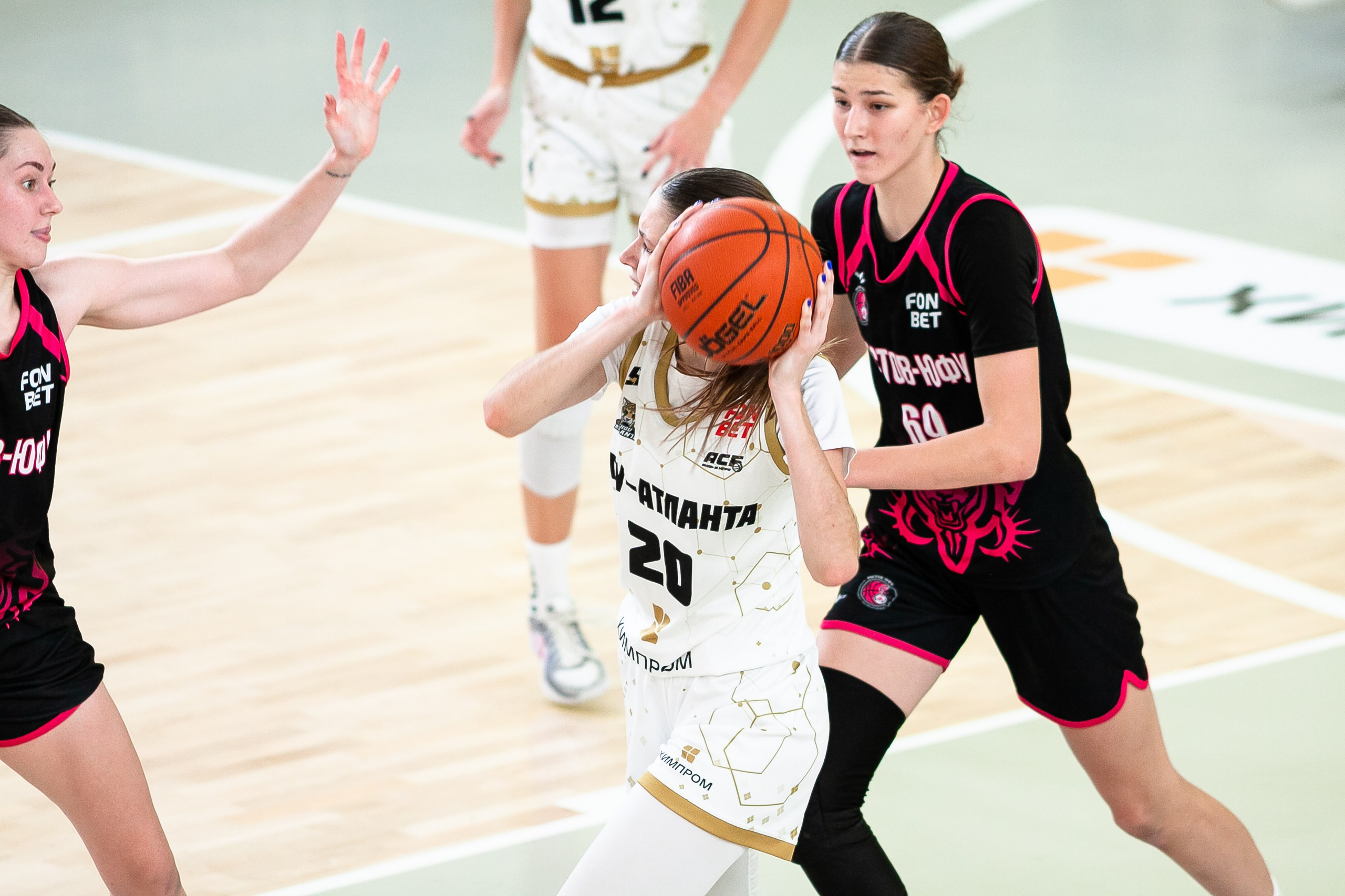 Патшалах университечэ. Фотография